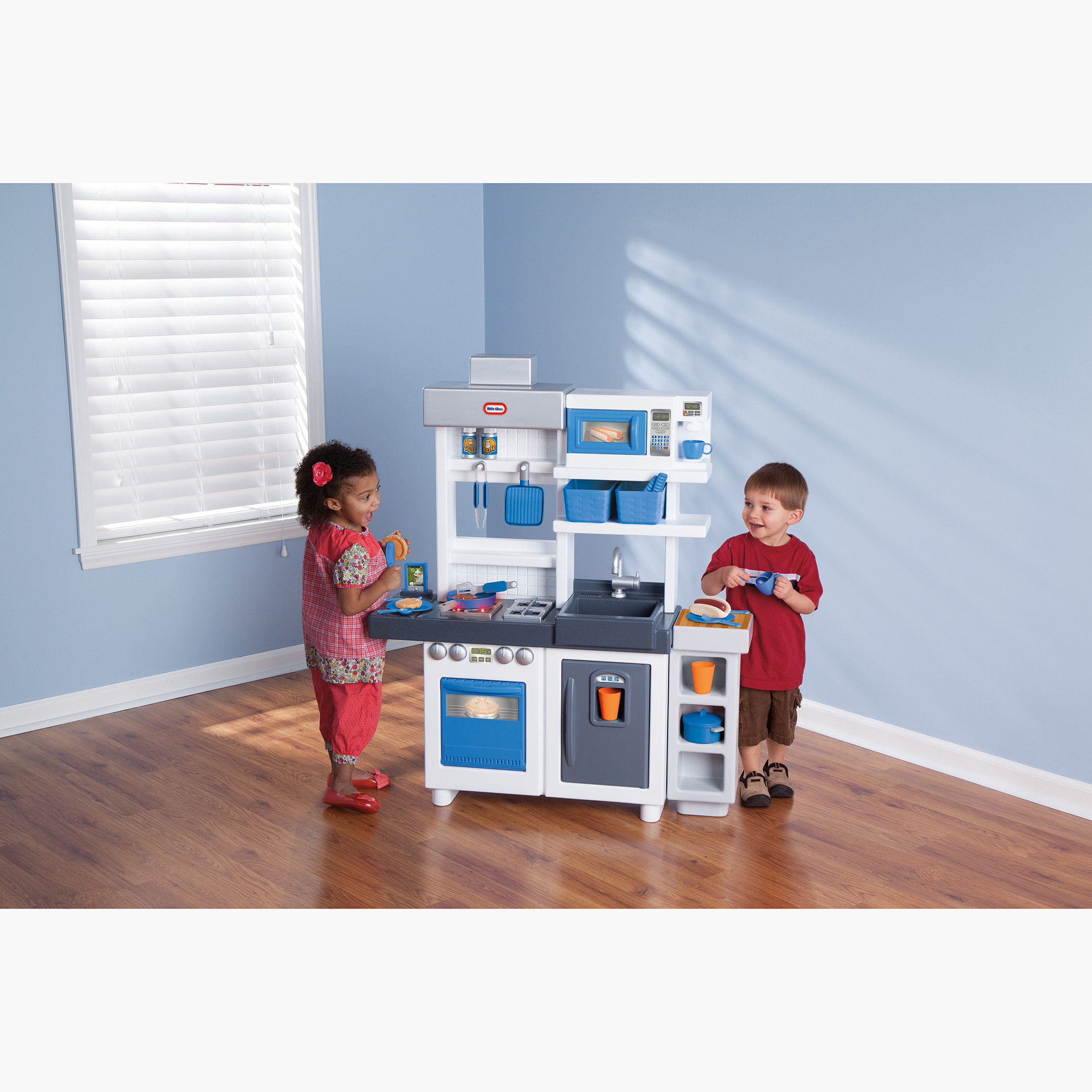 مجموعة لعب المطبخ ألتيميت كوك كيتشن من ليتل تايكس-toys-roleplay-kitchensets-image-5