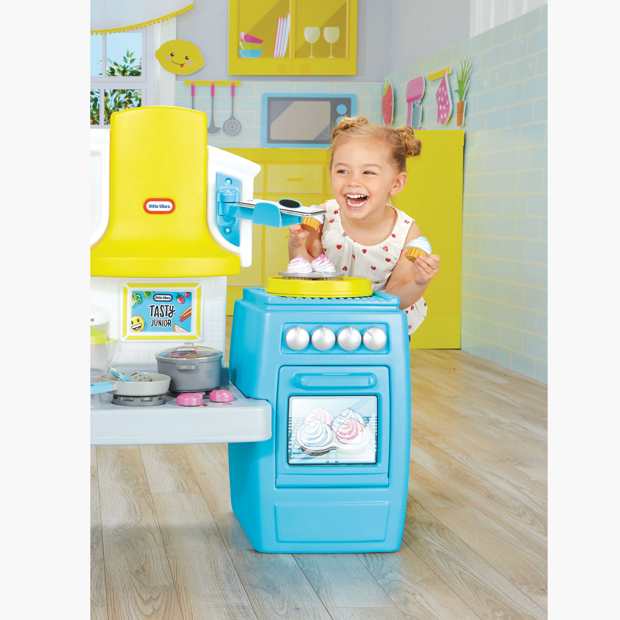 مجموعة المطبخ تيستي جونيور بيك آند شيك من ليتل تايكس-toys-roleplay-kitchensets-image-21