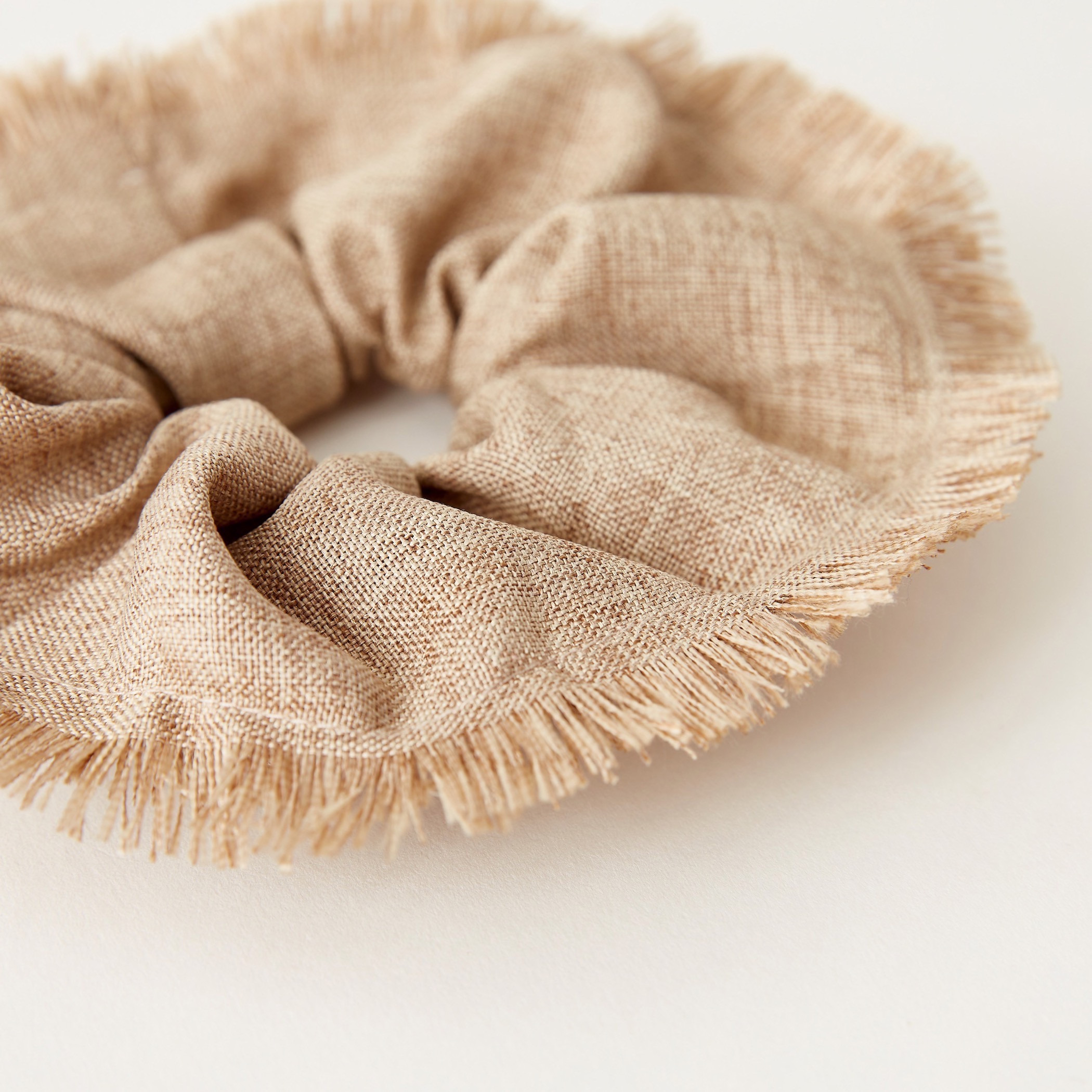 ربطة شعر بارزة الملمس-women-hairaccessories-scrunchies-image-2