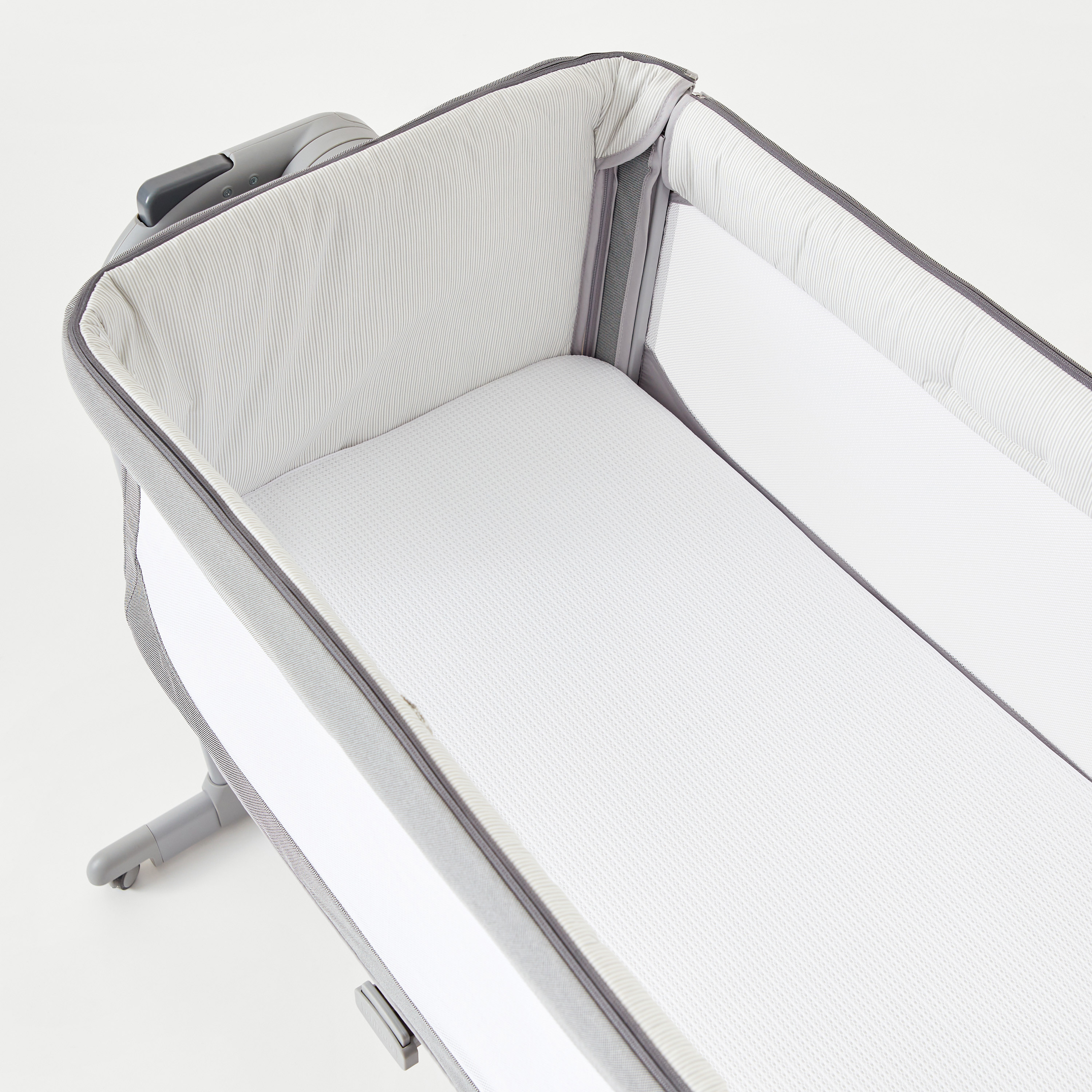 مهد النوم المشترك نكست تو مي ماجيك من شيكو-baby-nursery-furniture-cribsandbeds-bassinets-image-6