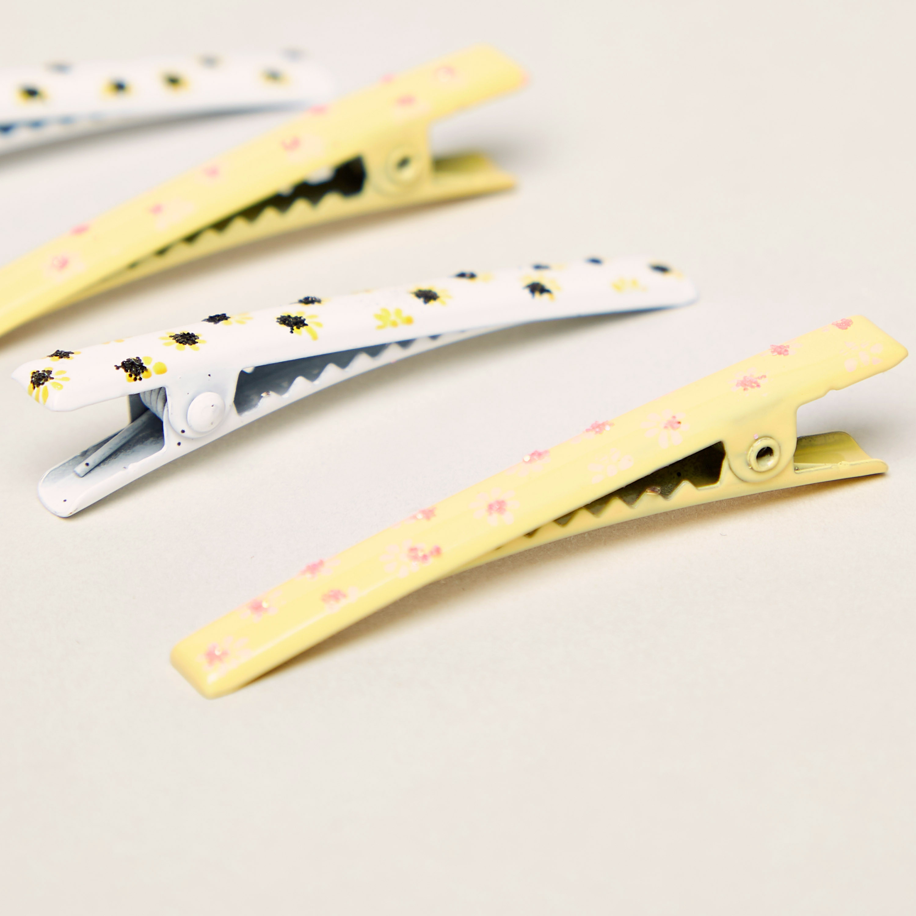 Charmz Floral Print Hair Clip - Set of 4-baby-girls-accessories-hairaccessories-image-2