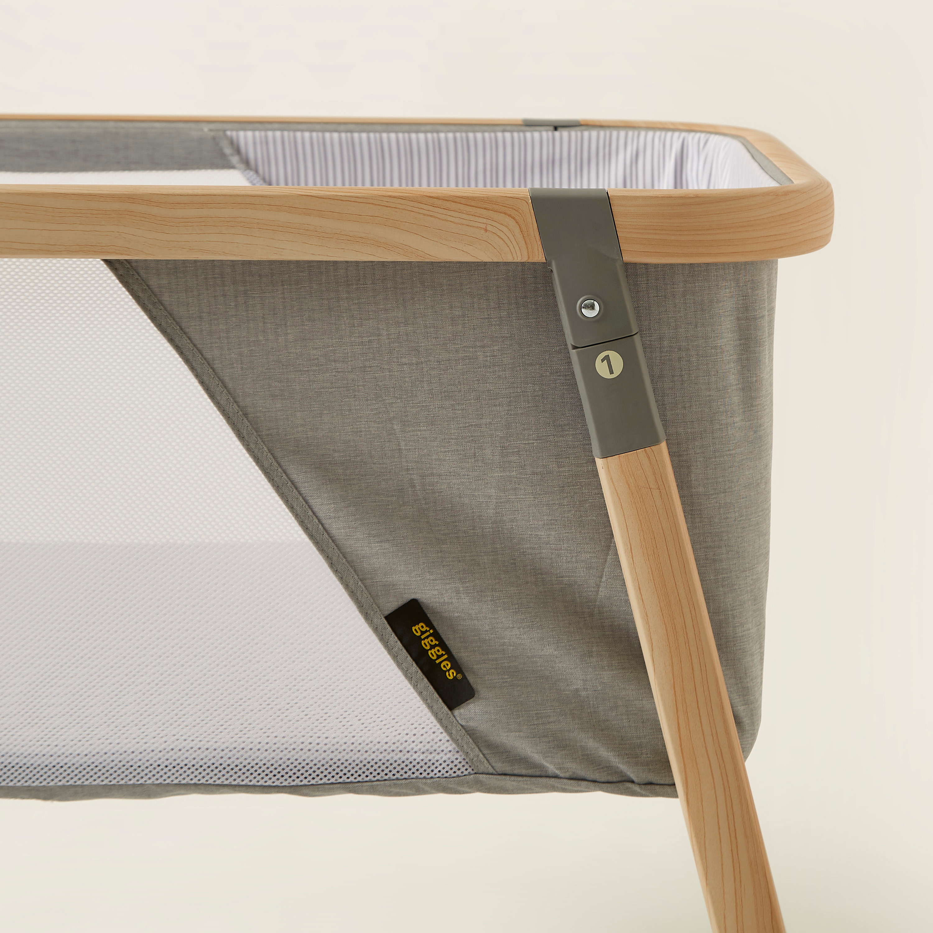 Giggles Natura Convertible Crib and Co-sleeper (Upto 1 year)-baby-nursery-furniture-cribsandbeds-bassinets-image-3