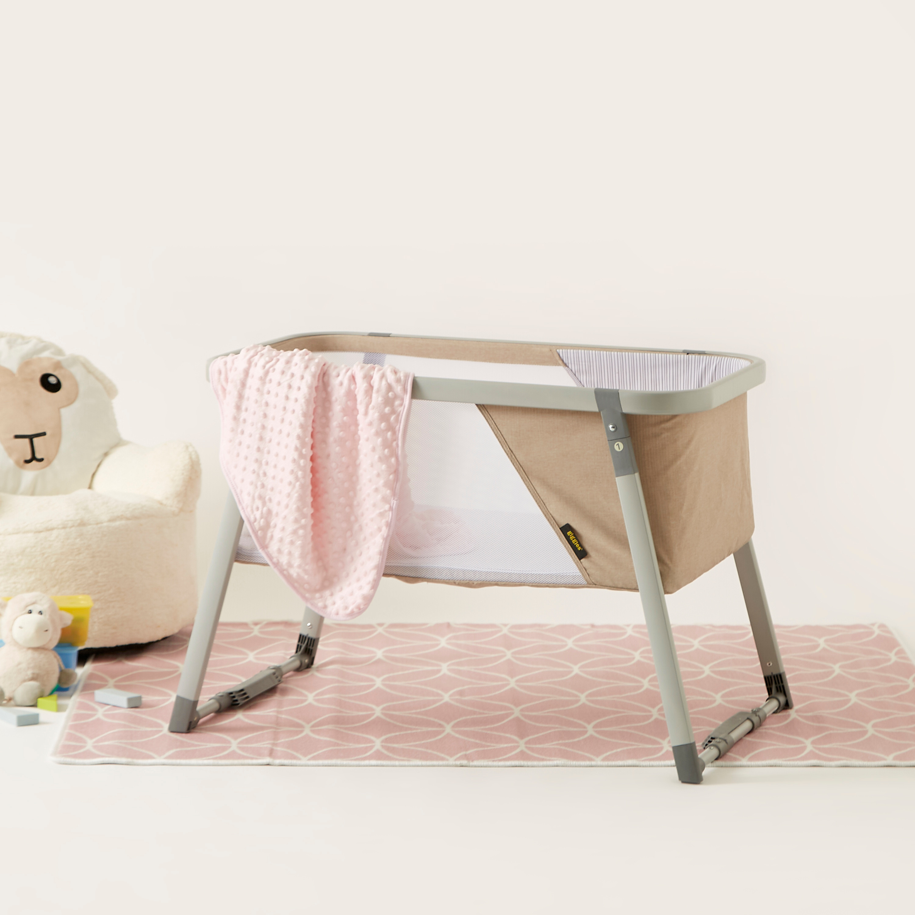 Baby folding bed store online