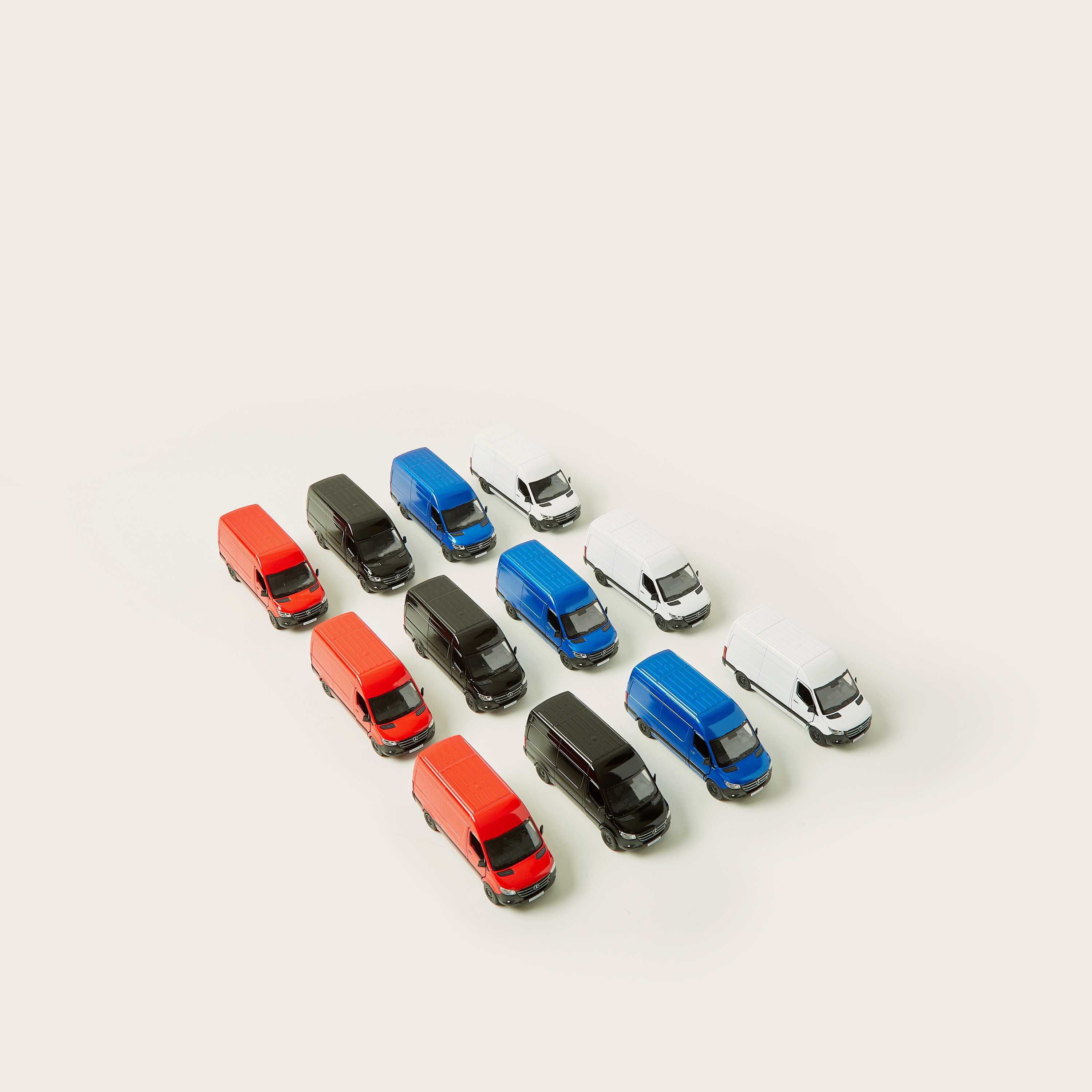 لعبة سيارة مرسيدس بنز سبرينتر من كينجز توي-toys-playvehicles-cars-image-1