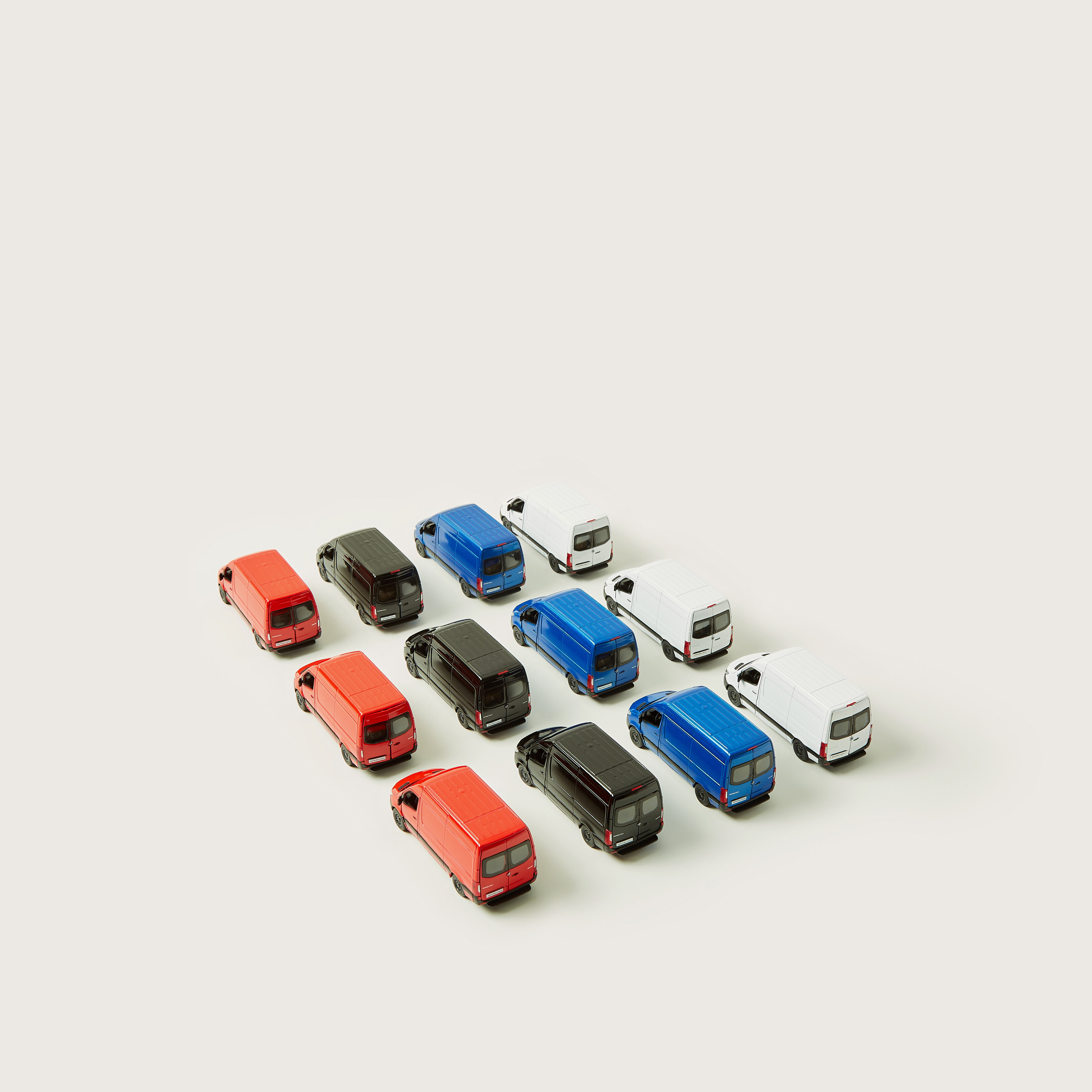 لعبة سيارة مرسيدس بنز سبرينتر من كينجز توي-toys-playvehicles-cars-image-3