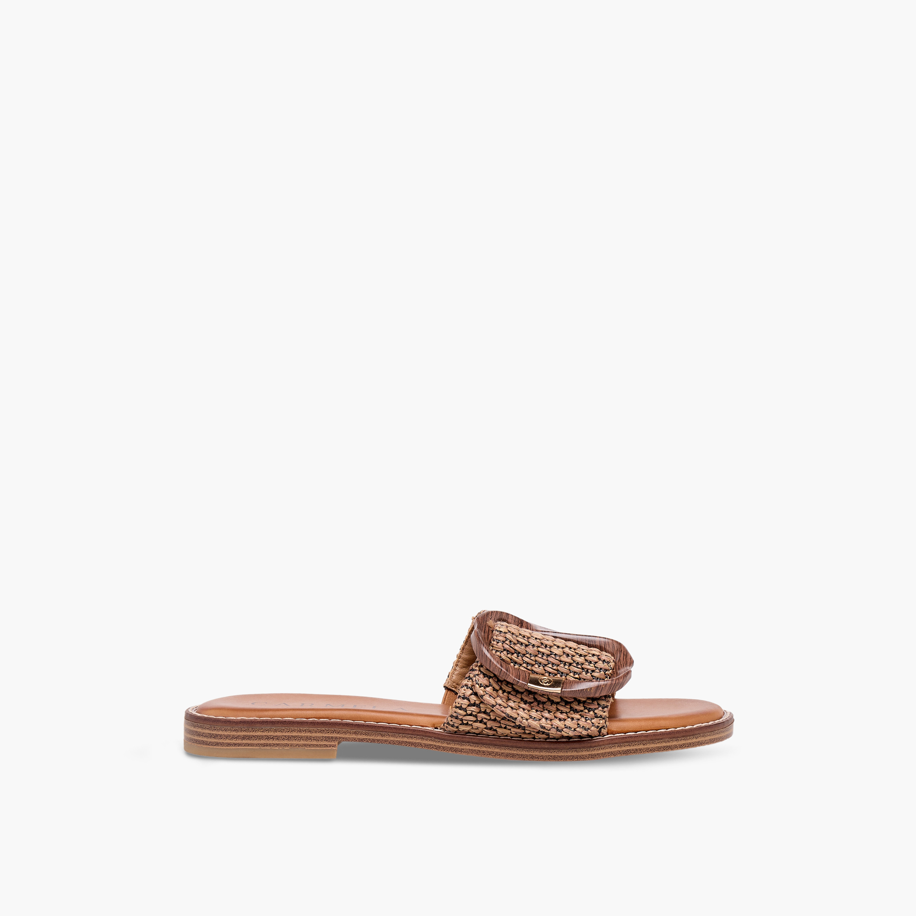 صندل جلد بارز الملمس من كارميلا-women-shoes-flats-sandals-image-3