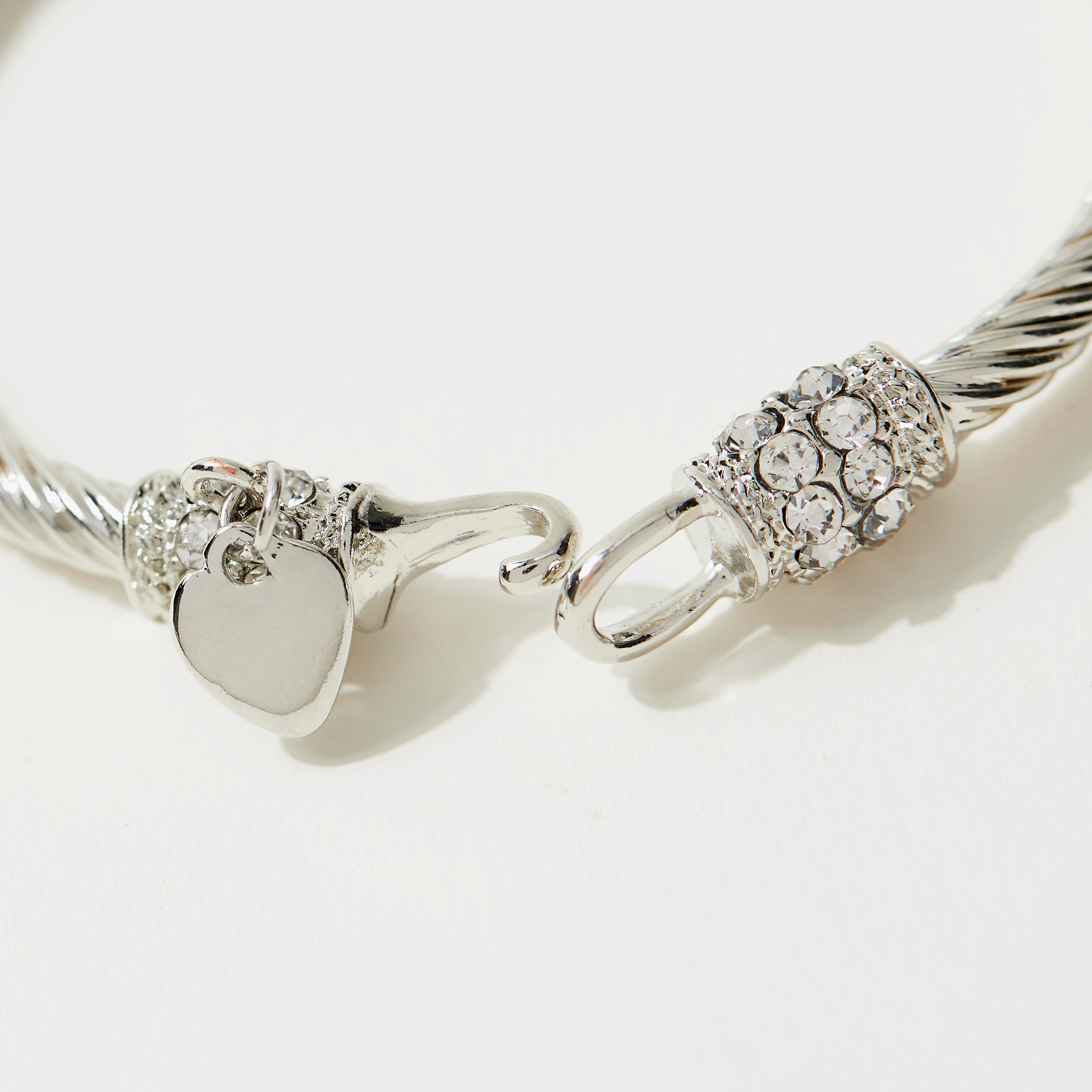 أسورة مزينة بدلاية-women-watchesandjewellery-jewellery-banglesandbracelets-image-4