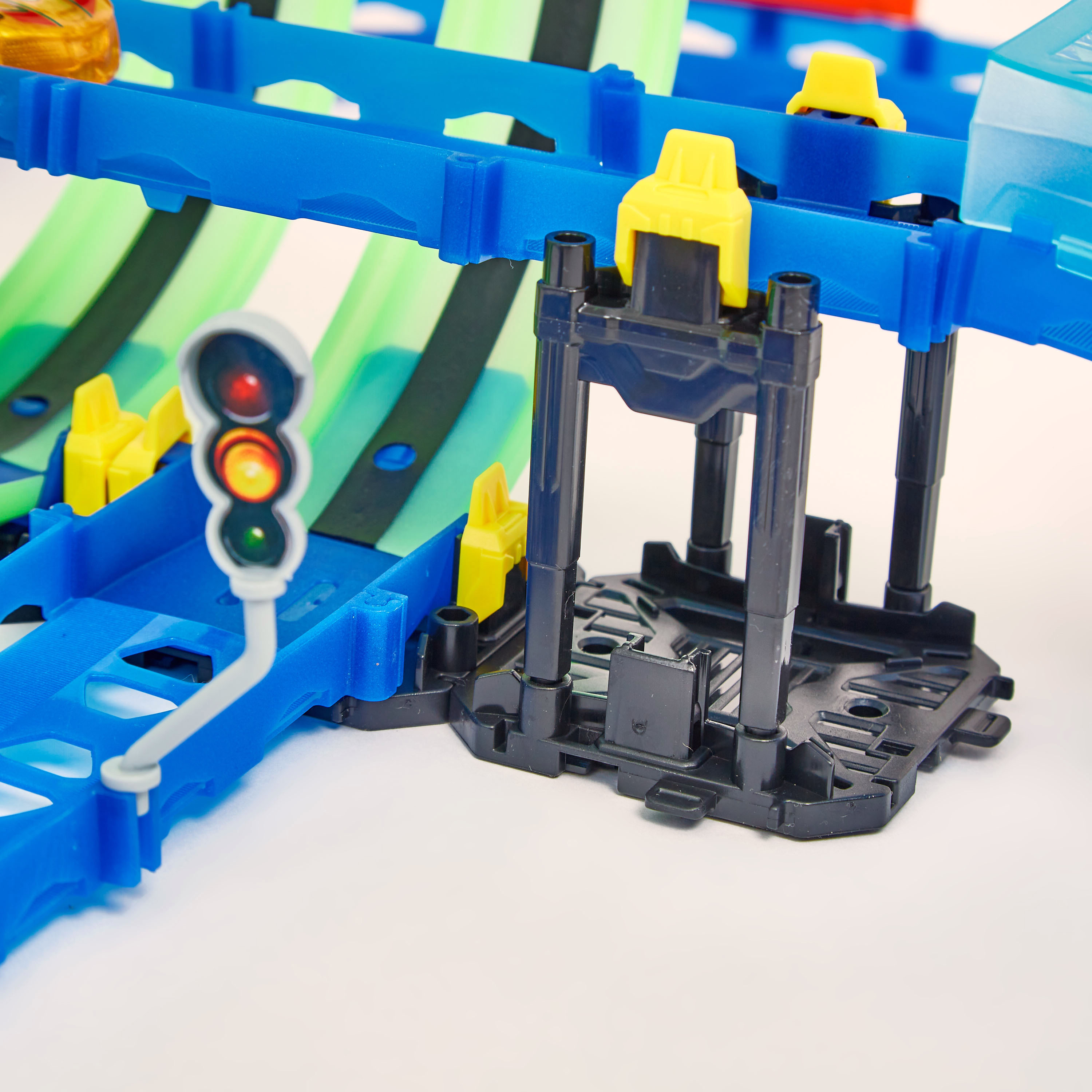 Tengleader Glow Power 61-Pieces Speed Track Racer Set-toys-playvehicles-vehicleplaysets-image-6