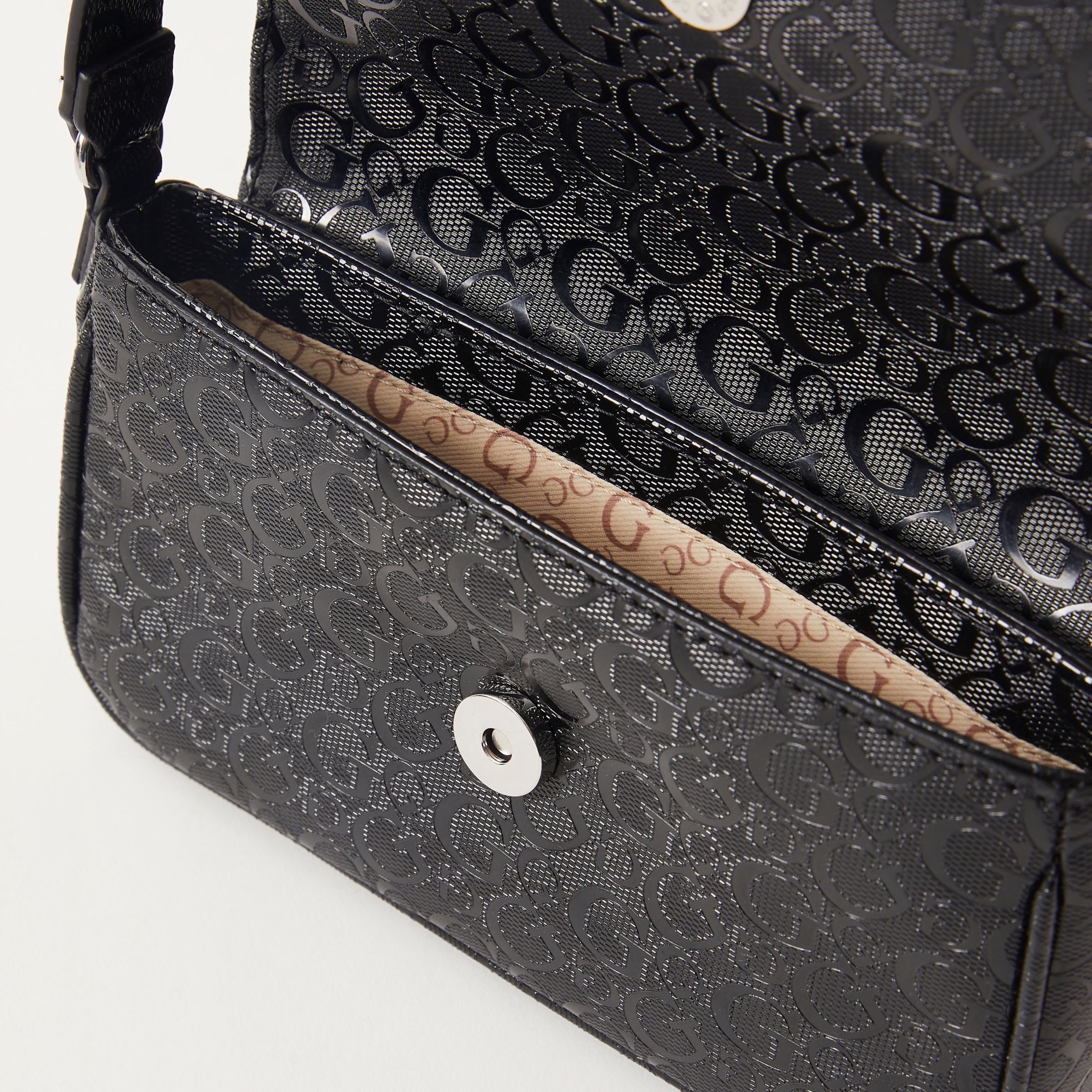 شنطة كارلان باغيت من جيس-women-bagsandwallets-handbags-image-5
