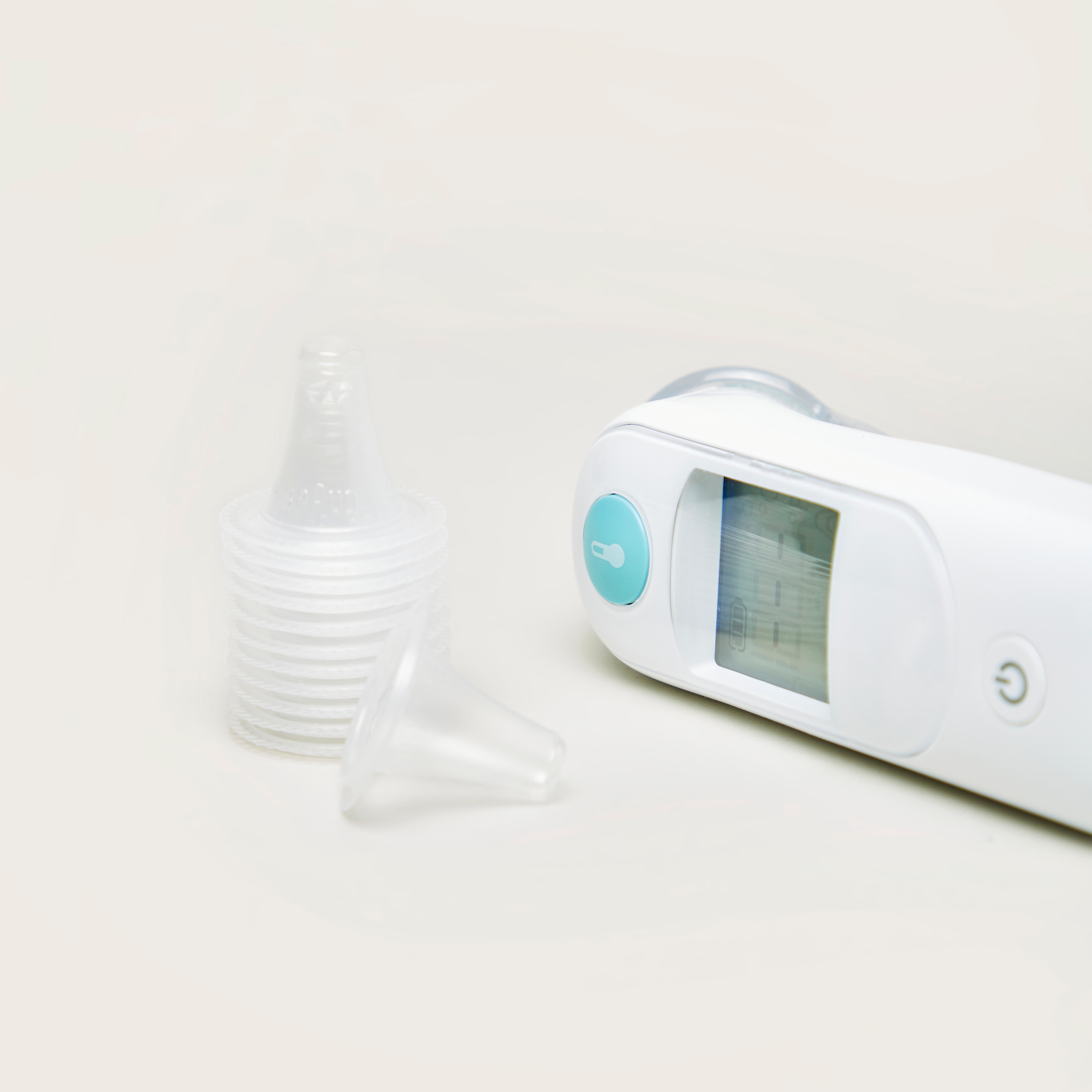 BRAUN Thermoscan 6 Ear Thermometer-baby-healthandsafety-thermometersandaspirators-image-4