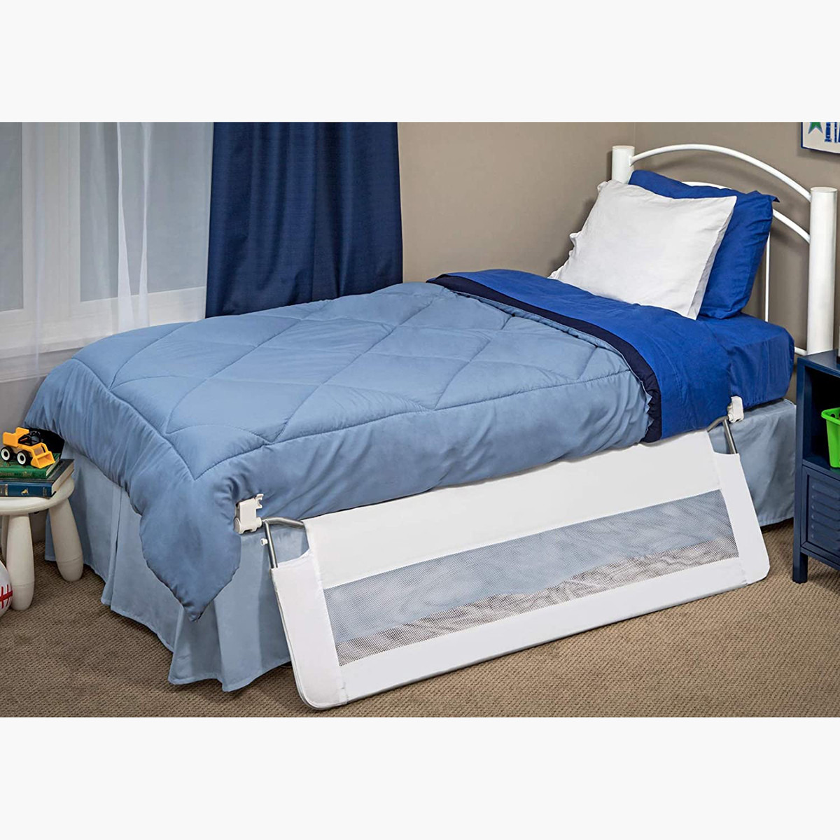 حاجز سرير طويل جدًا يتأرحج لأسفل من ريجالو-baby-healthandsafety-babyproofing-image-3