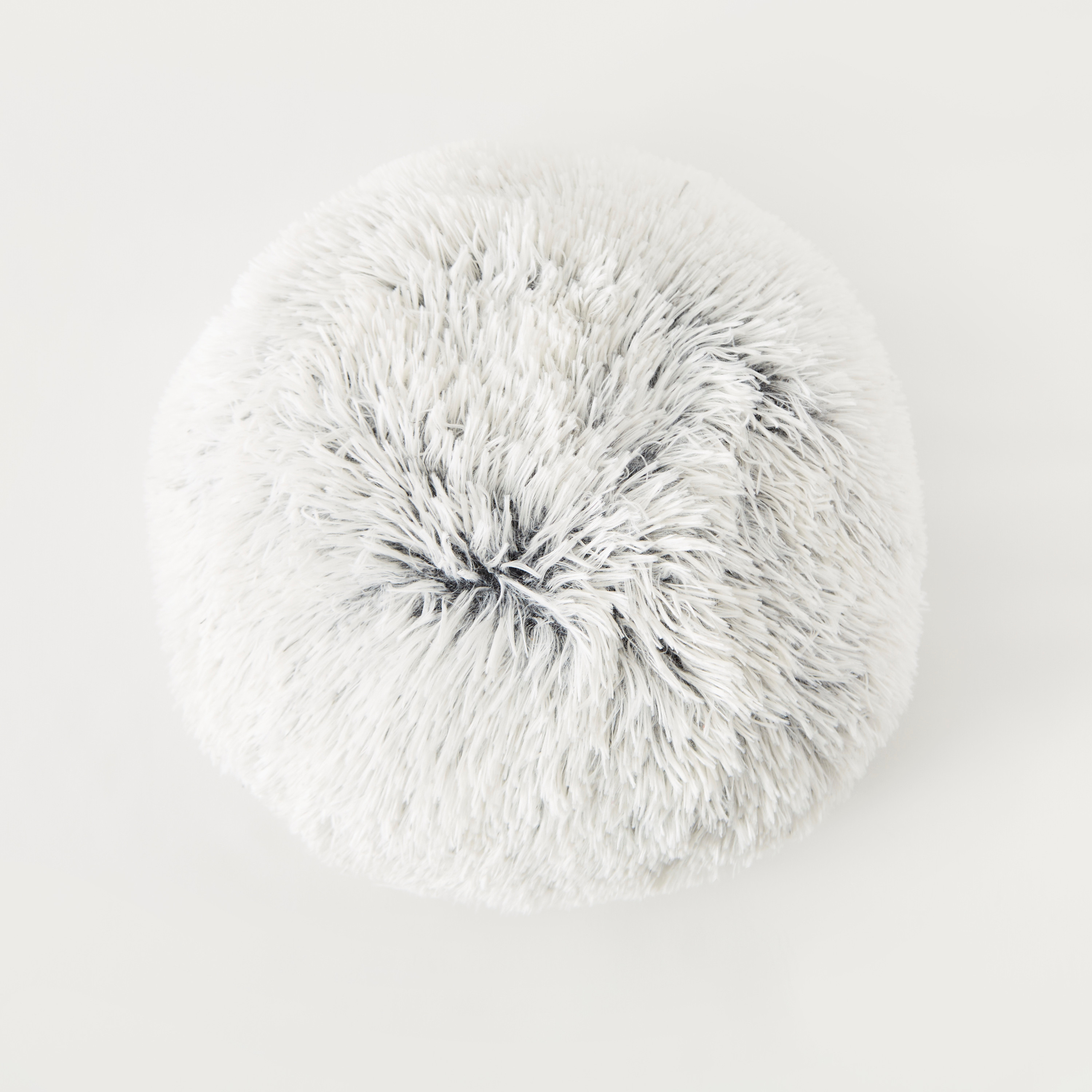 White best sale fluffy cushions