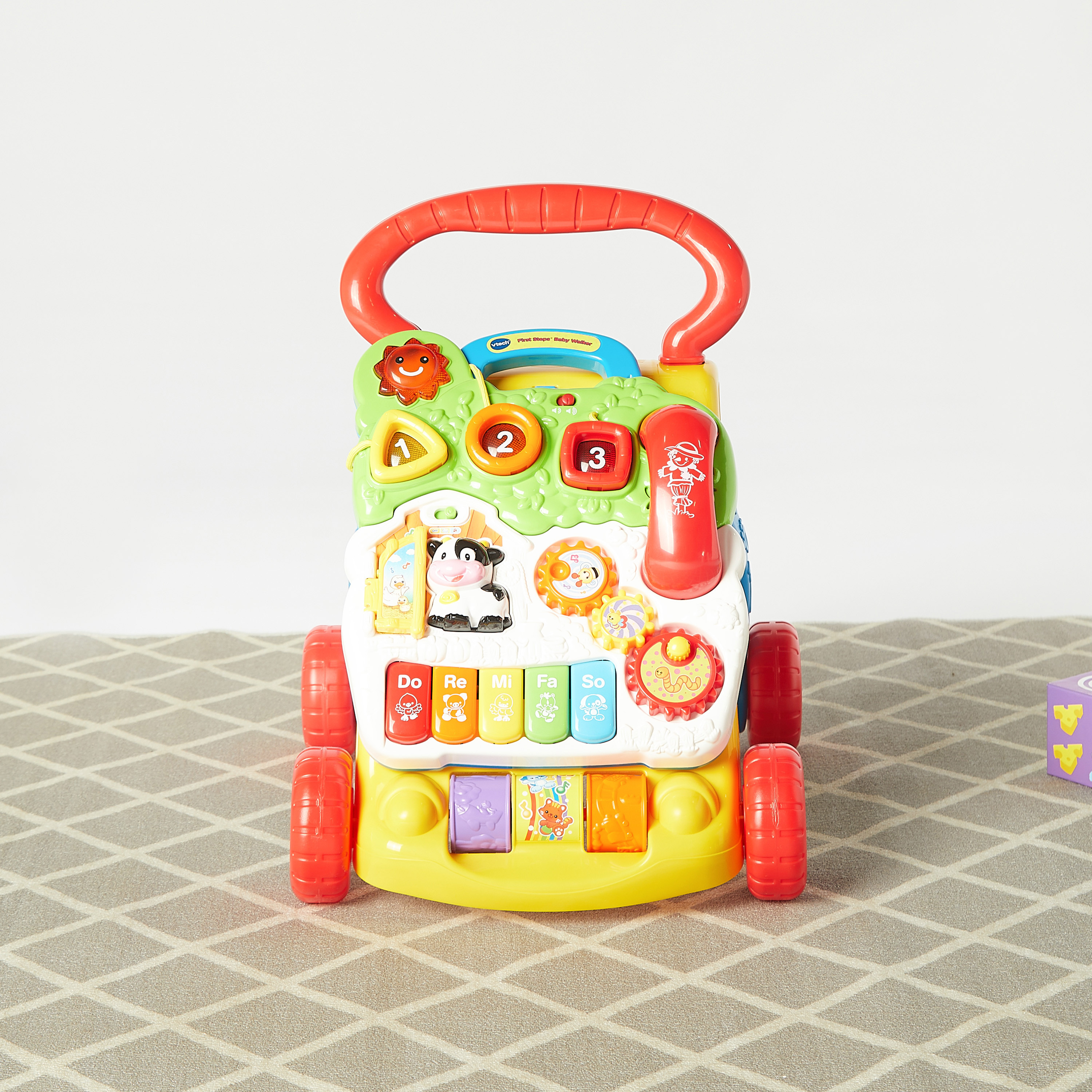 مشاية أطفال فيرست ستيب من في تيك-baby-infantactivity-walkers-image-2