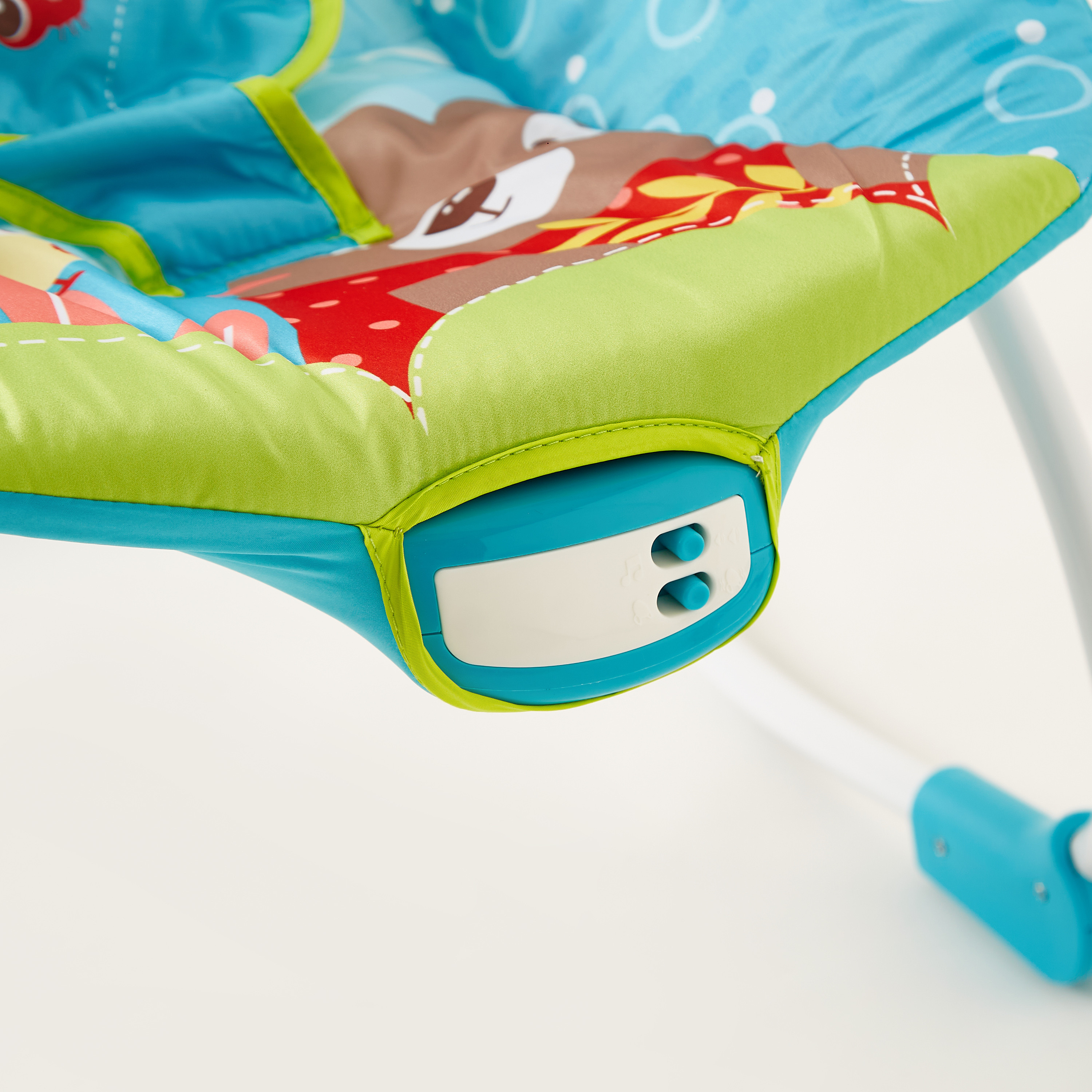 كرسي هزاز للأطفال بطبعات جرافيل من جونيورز-baby-infantactivity-rockers-image-10