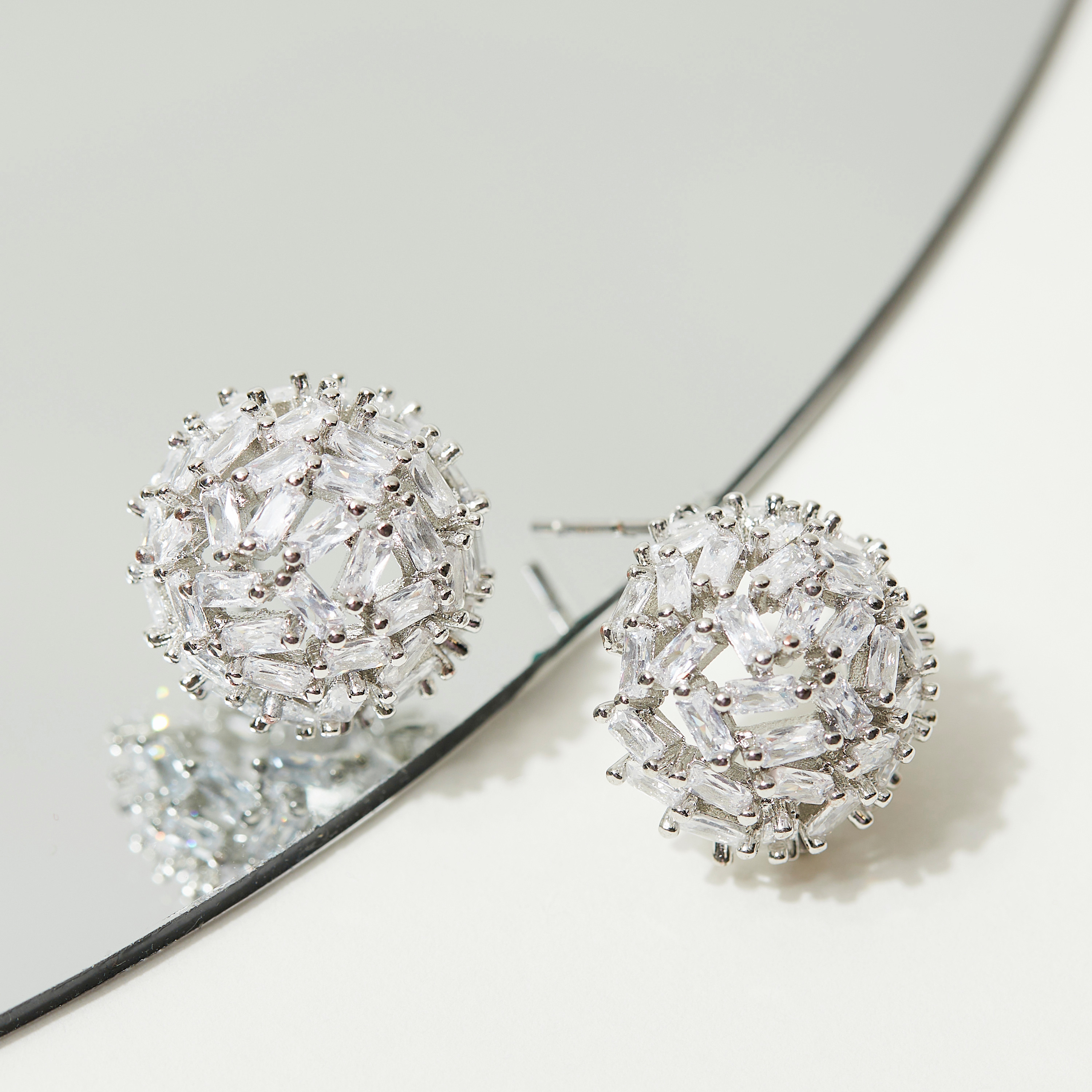 Buy swarovski discount crystals online