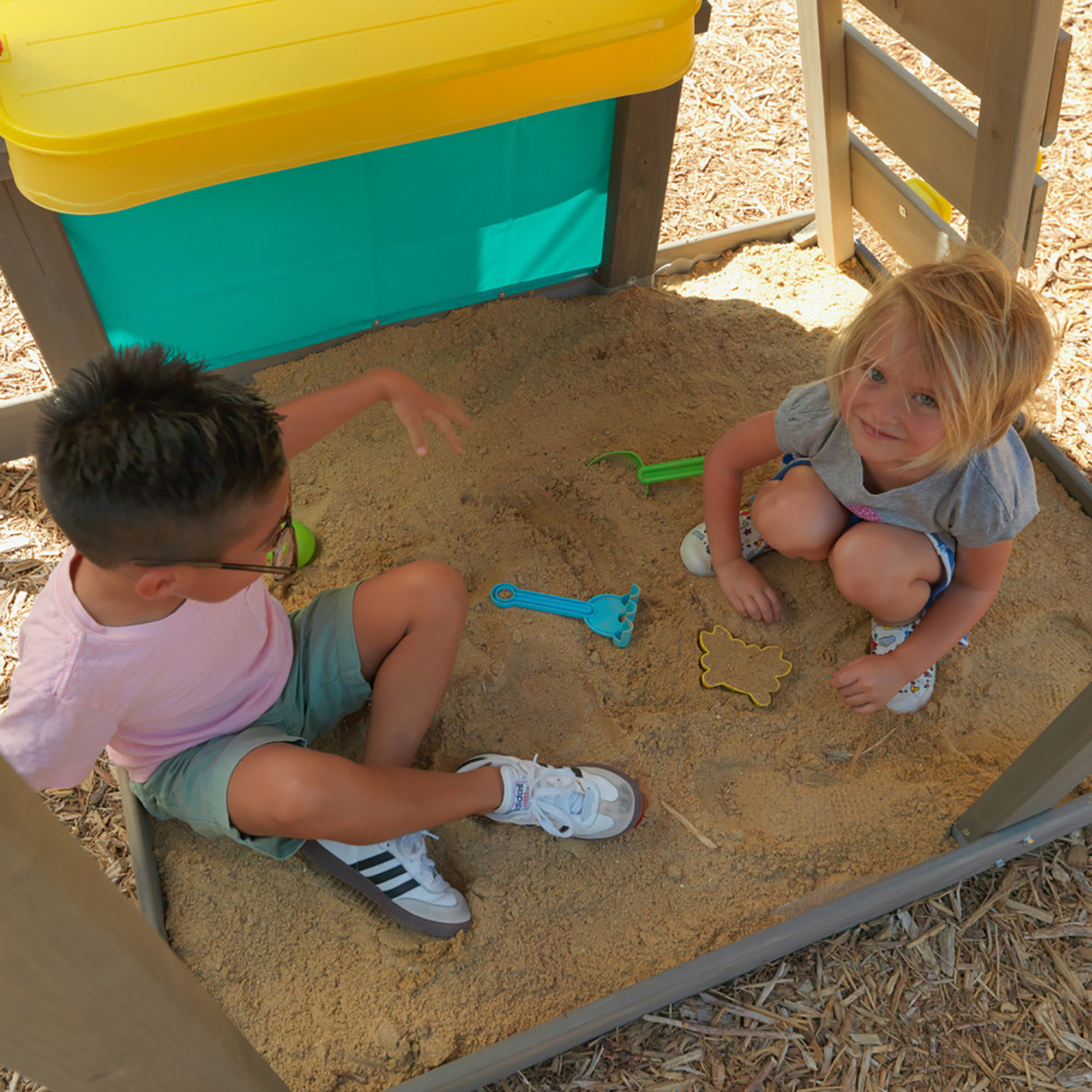 Kidkraft Hampton Swing Set-toys-outdoor-slidesandswings-image-2