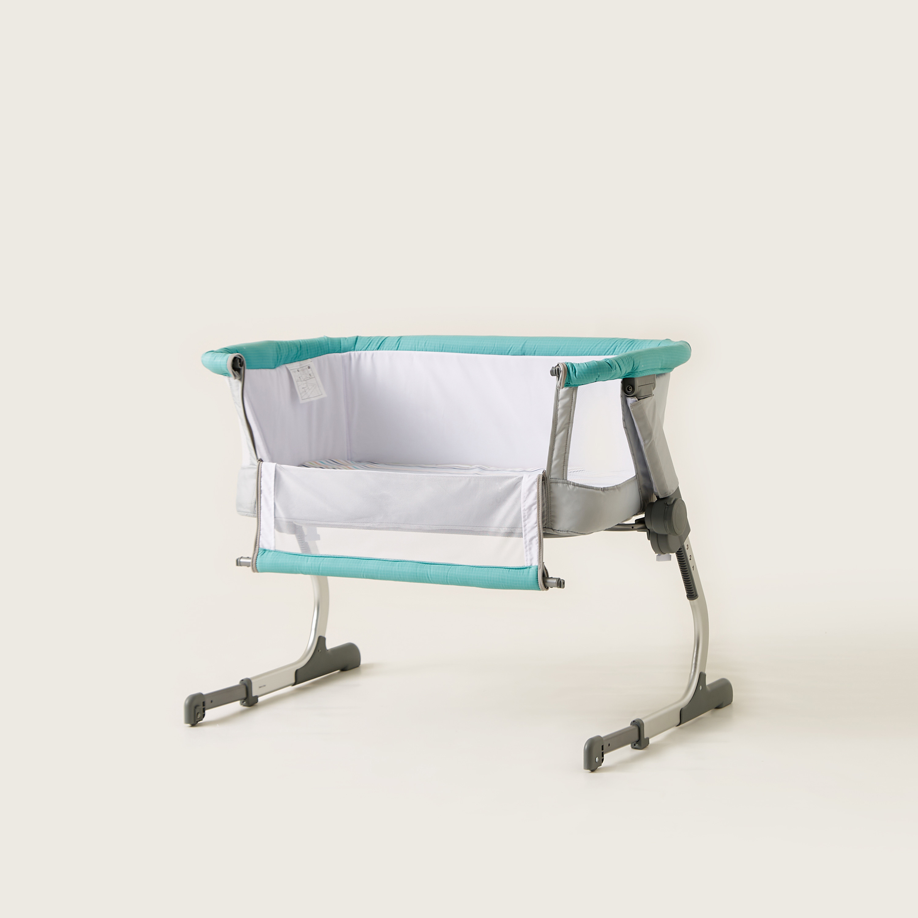 Juniors Sophia Side Bassinet-baby-nursery-furniture-cribsandbeds-bassinets-image-4
