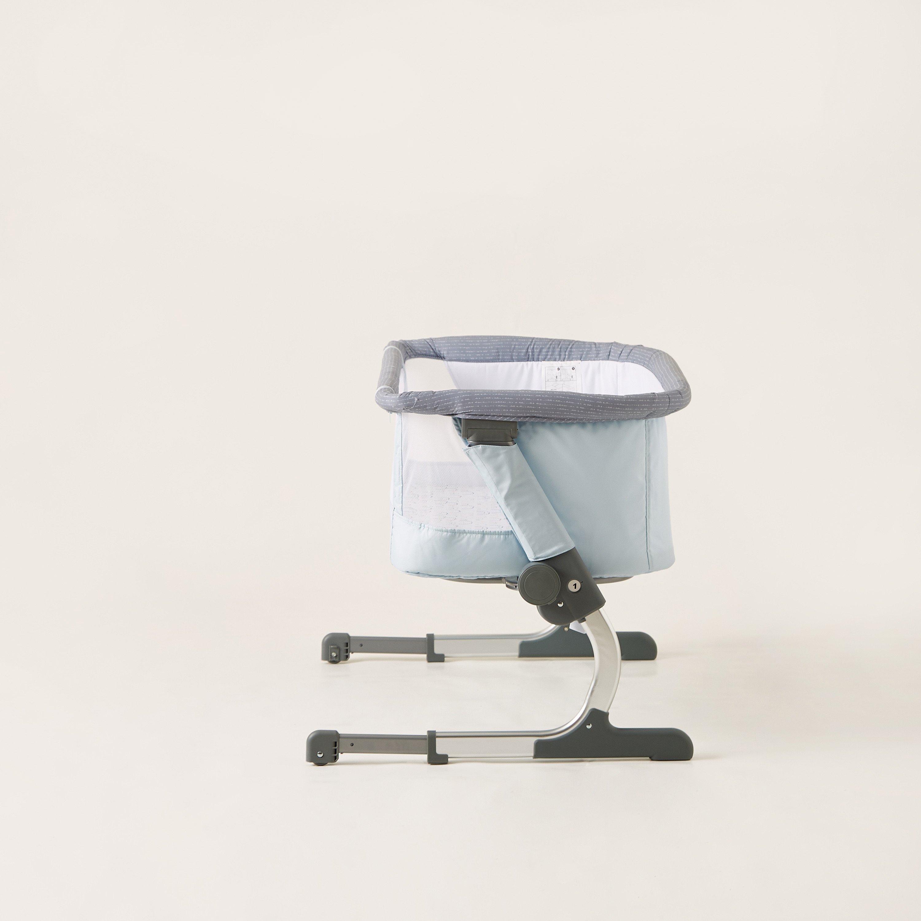Juniors Sophia Side Bassinet-baby-nursery-furniture-cribsandbeds-bassinets-image-5