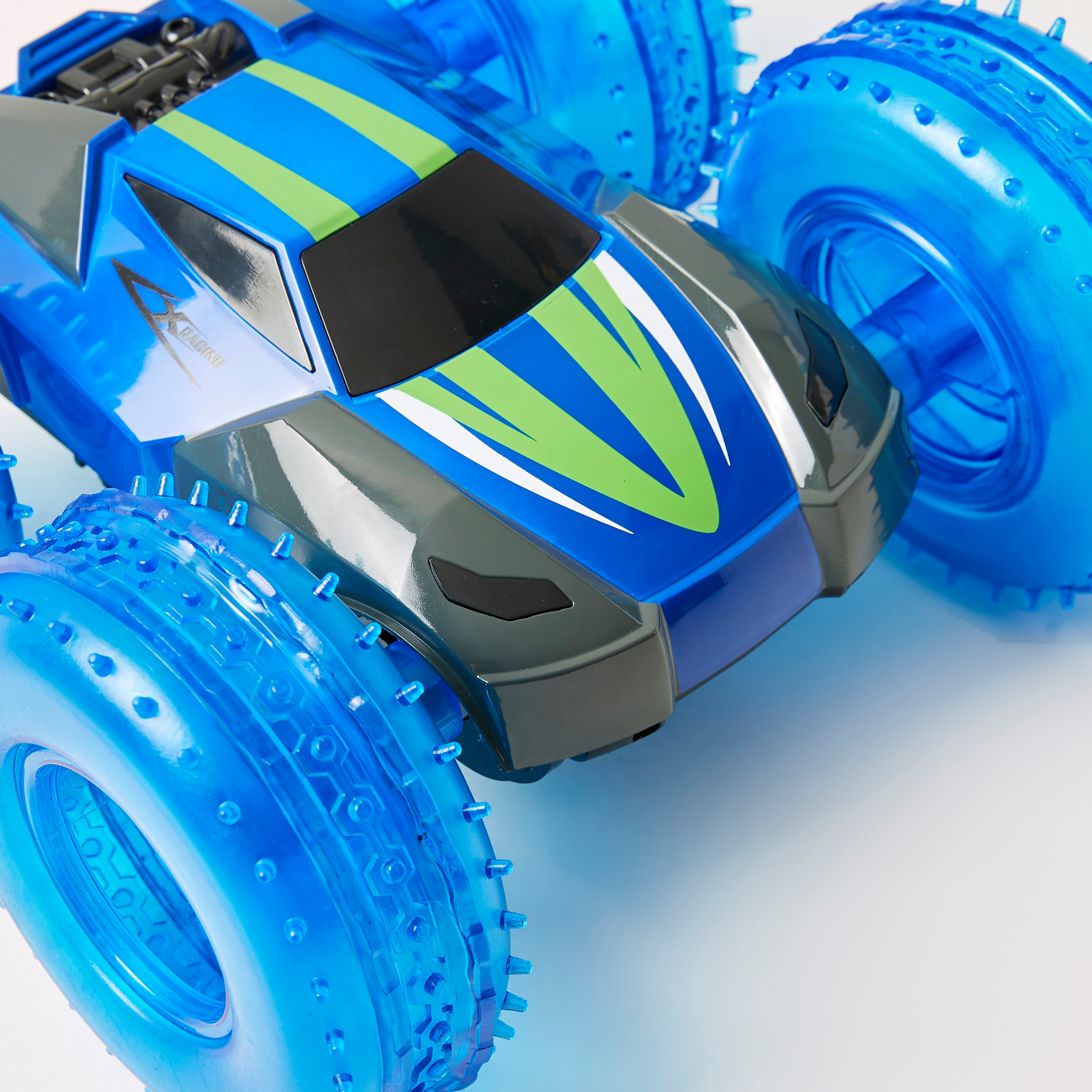 YINRUN 2.4G R/C Jumping Car with Lights-toys-remotecontrolledvehicles-rccars-image-2