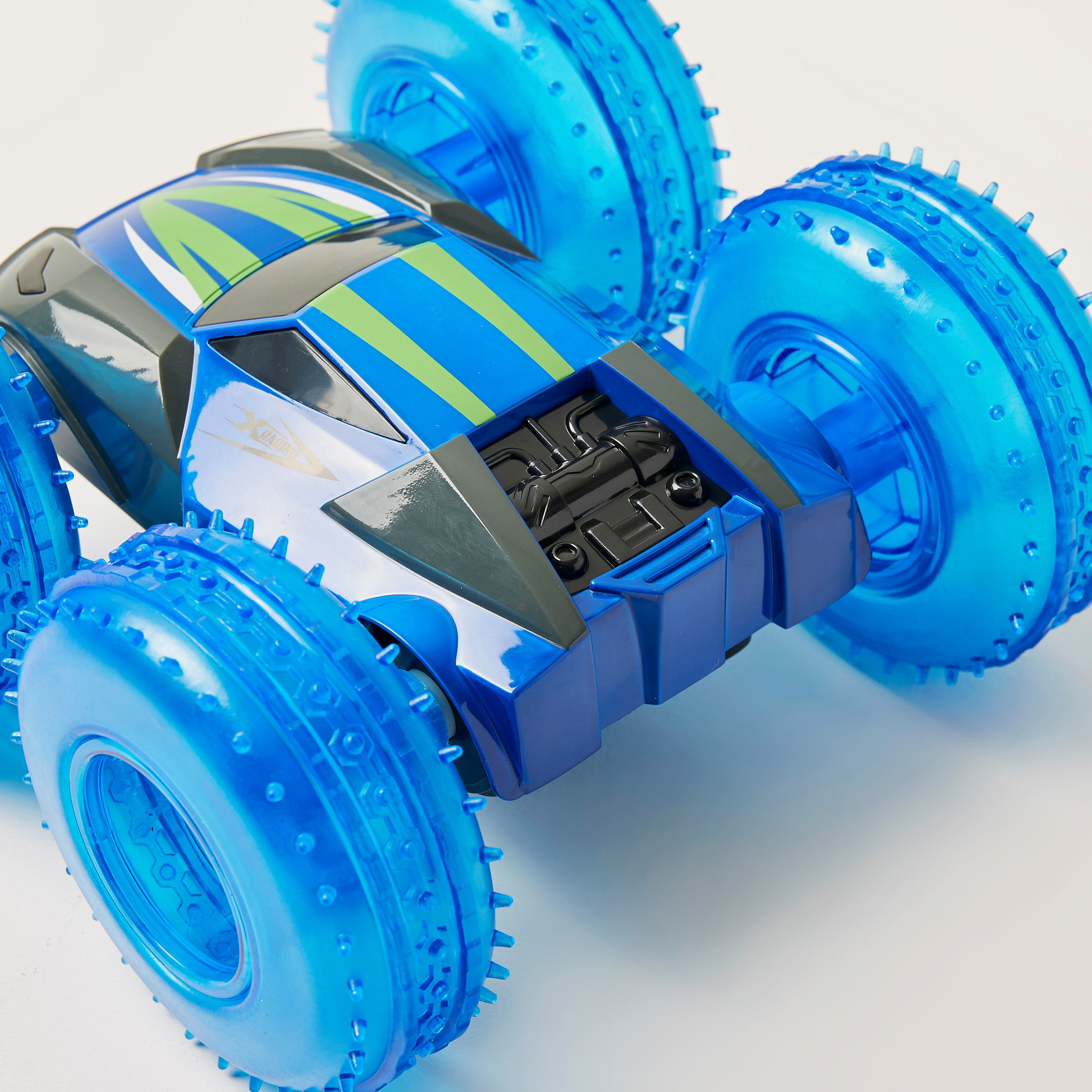 YINRUN 2.4G R/C Jumping Car with Lights-toys-remotecontrolledvehicles-rccars-image-4