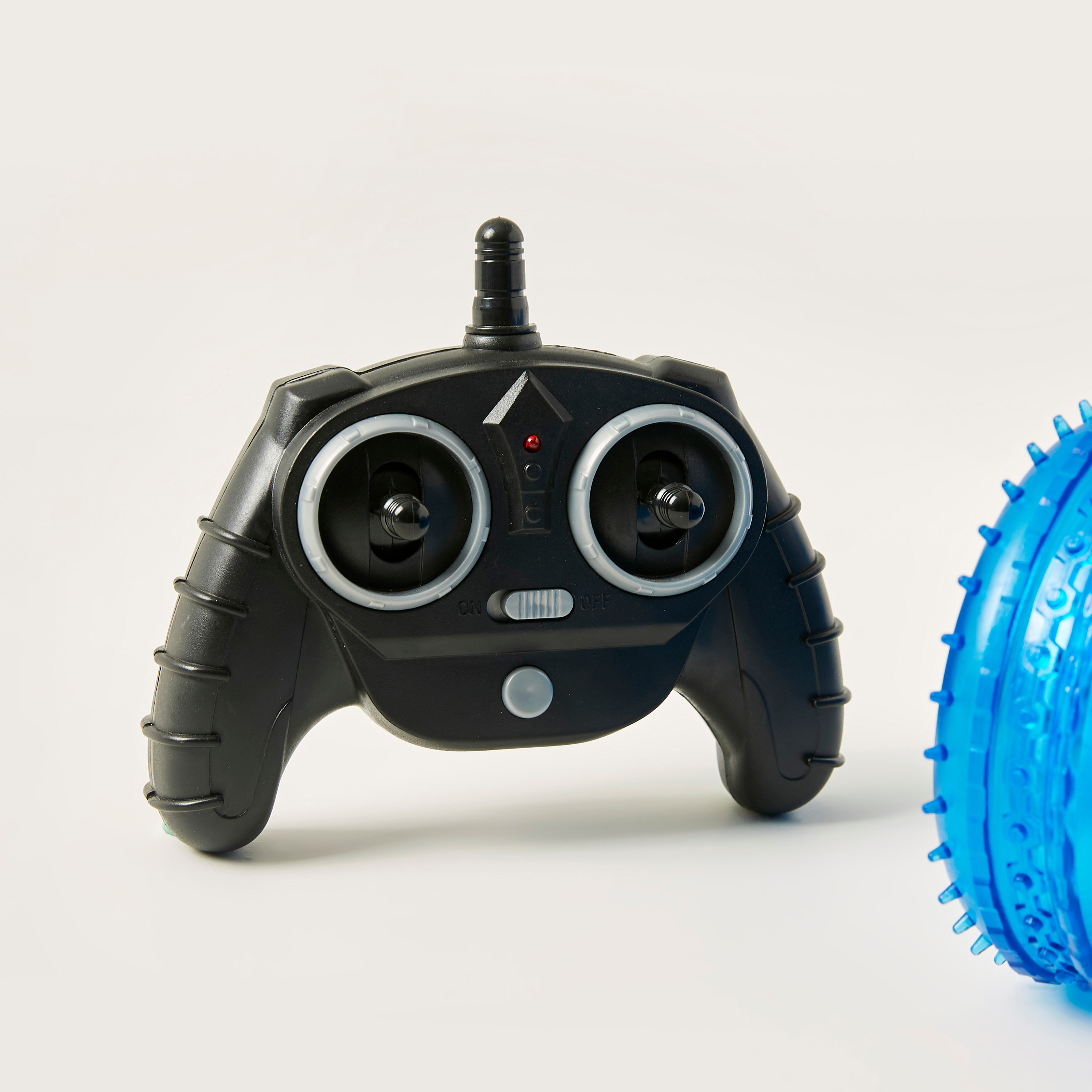 YINRUN 2.4G R/C Jumping Car with Lights-toys-remotecontrolledvehicles-rccars-image-6