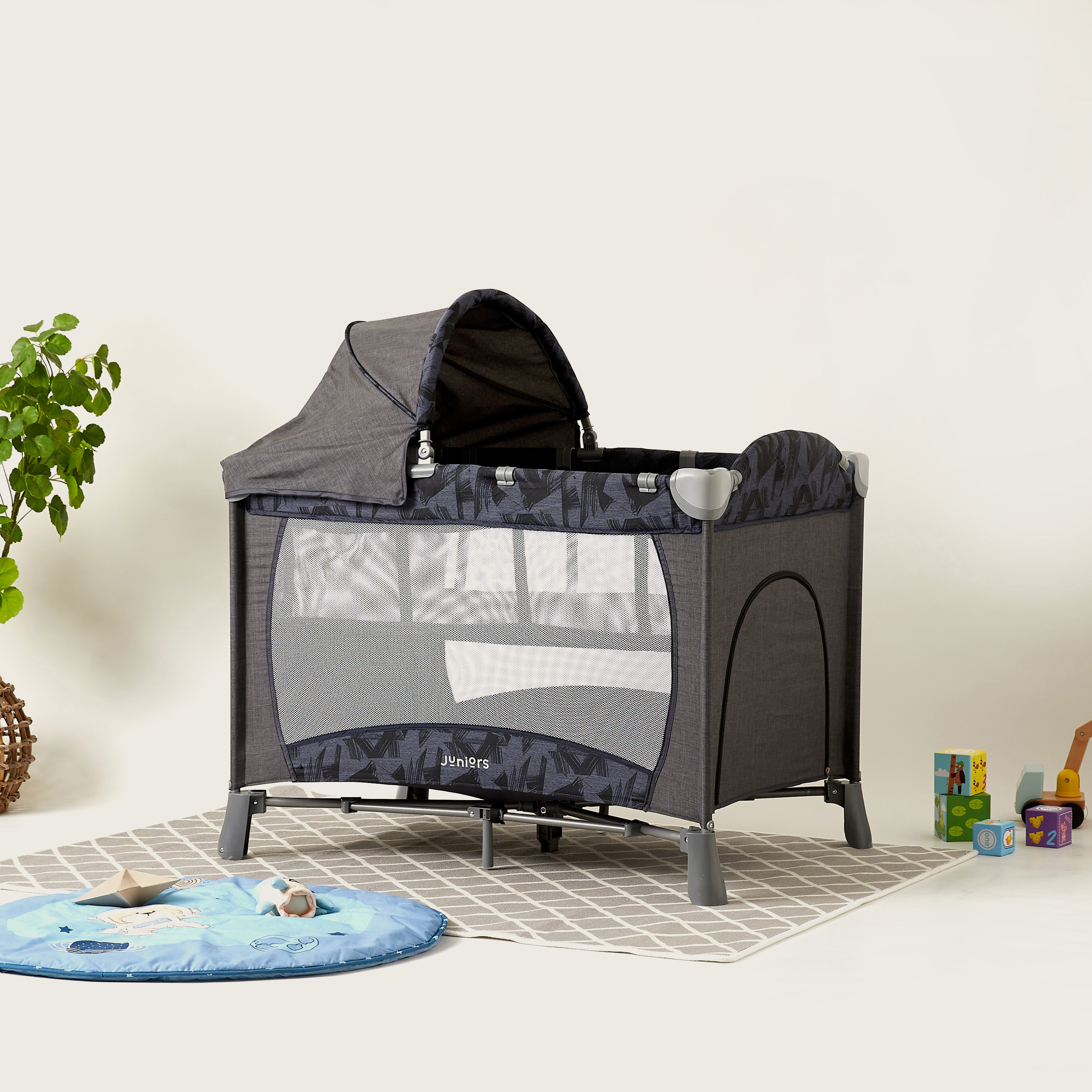Juniors Devon Black Foldable Travel Cot with Sun Canopy (Upto 3 years)-baby-nursery-furniture-cribsandbeds-travelcots-image-1