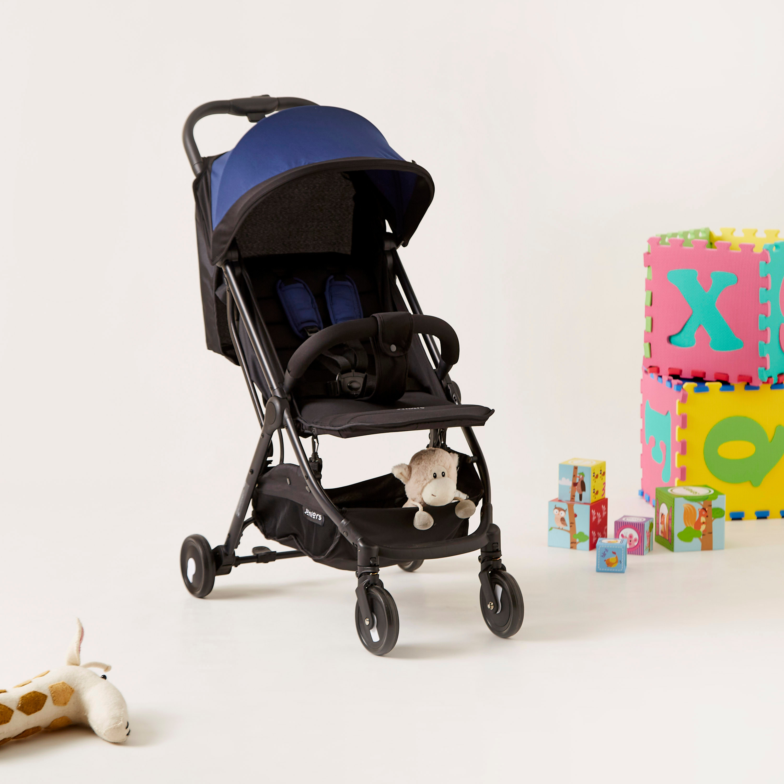 عربة أطفال كابين بمظلة من جونيورز-baby-gear-strollersandprams-strollers-image-1