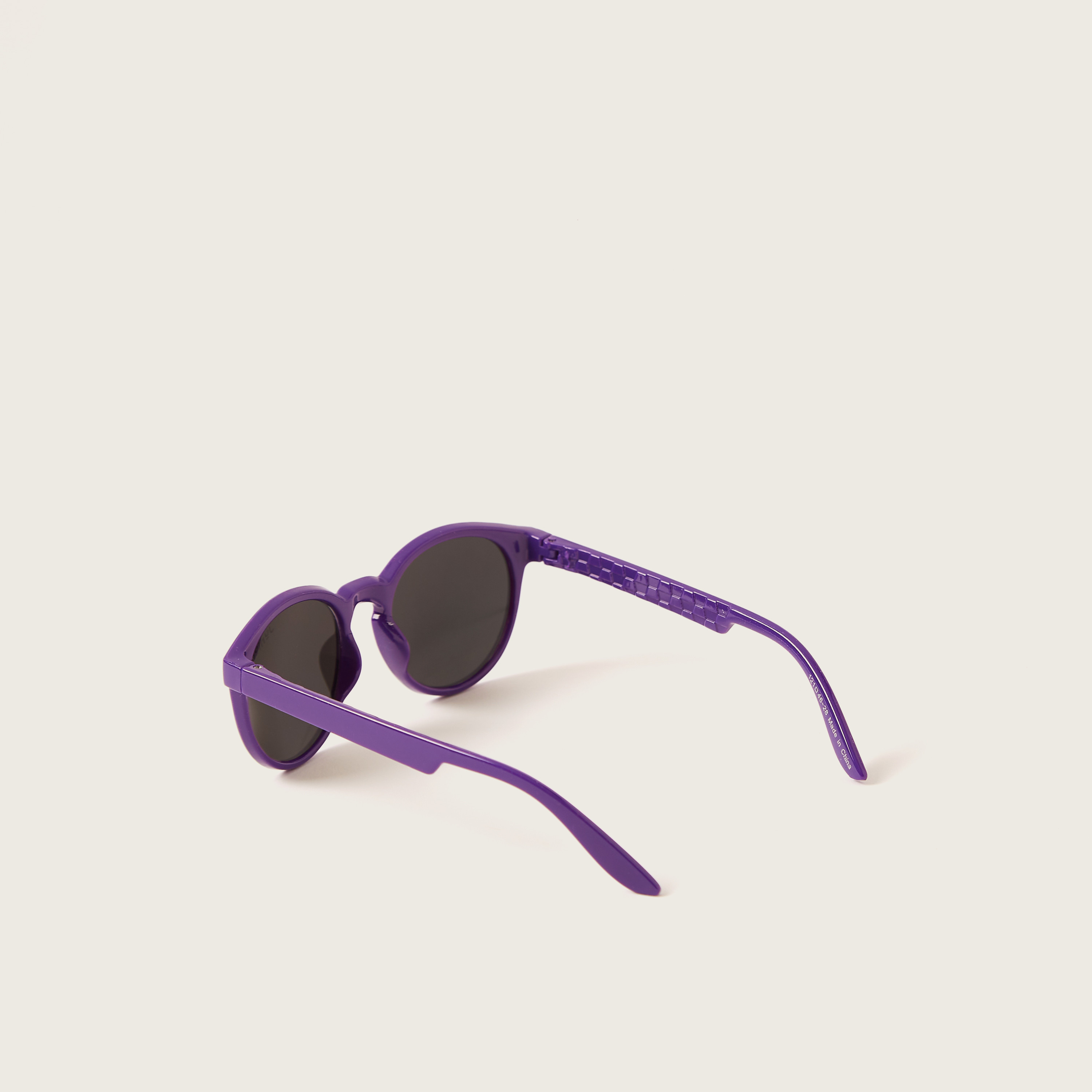 Juniors Tinted Sunglass with Textured Temple-boys-accessories-sunglasses-image-4