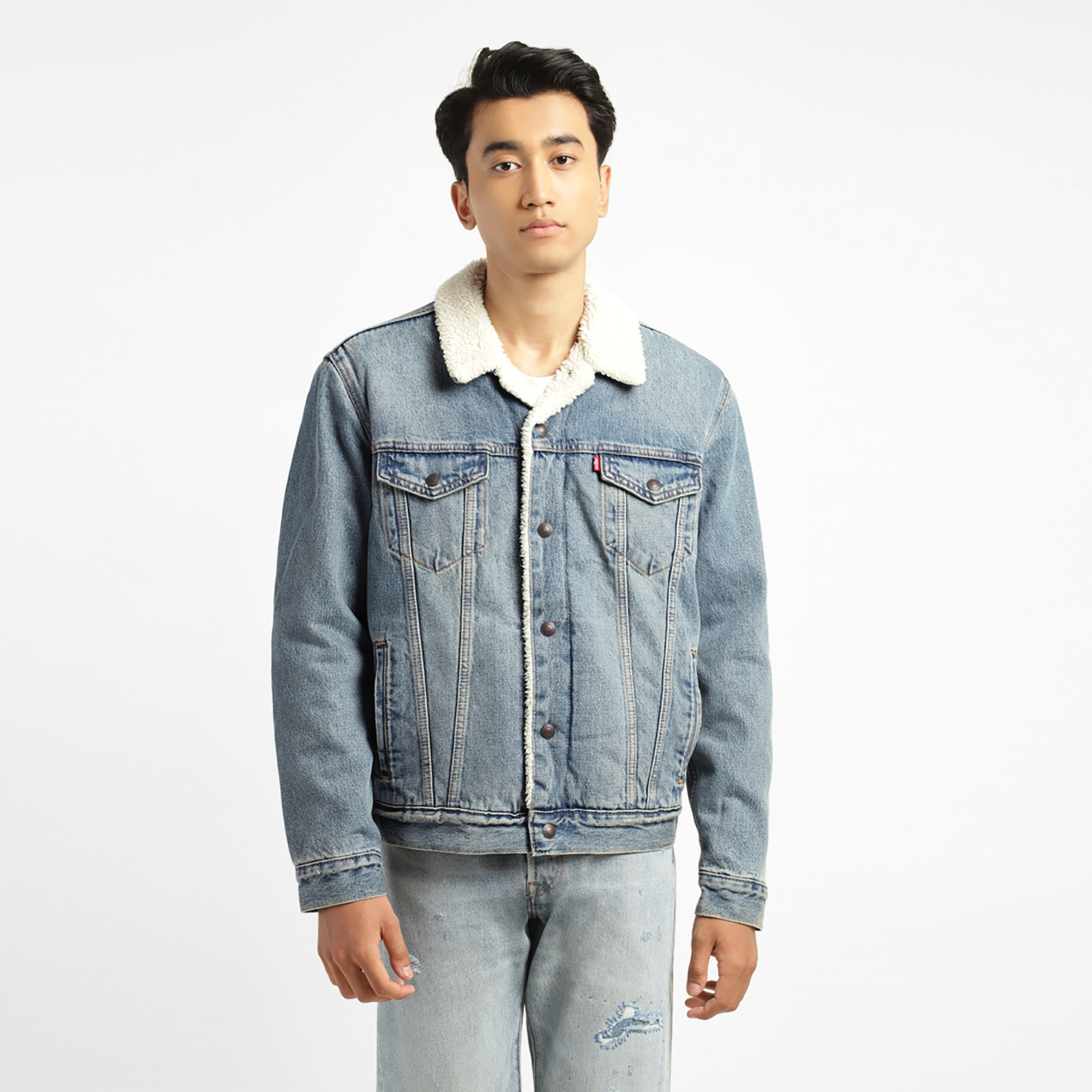 جاكيت رجالي بياقة سادة وأكمام طويلة من ليفايس-men-clothing-jacketsandblazers-jackets-image-1