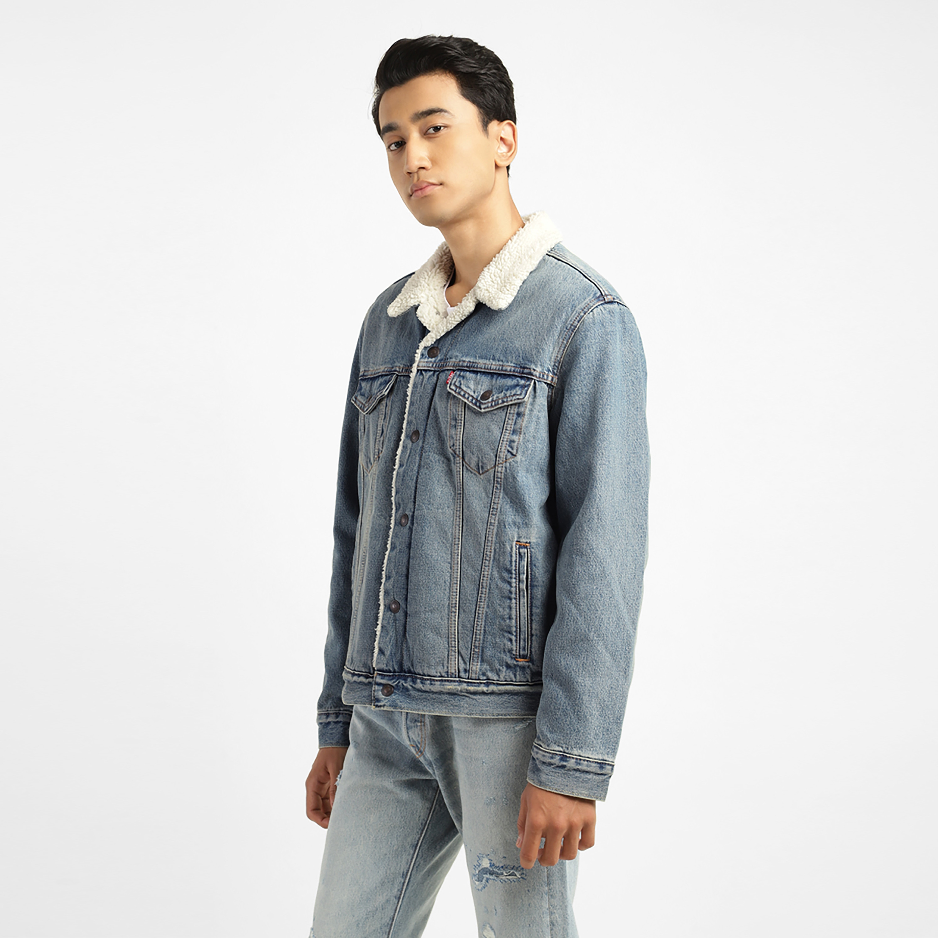 جاكيت رجالي بياقة سادة وأكمام طويلة من ليفايس-men-clothing-jacketsandblazers-jackets-image-2