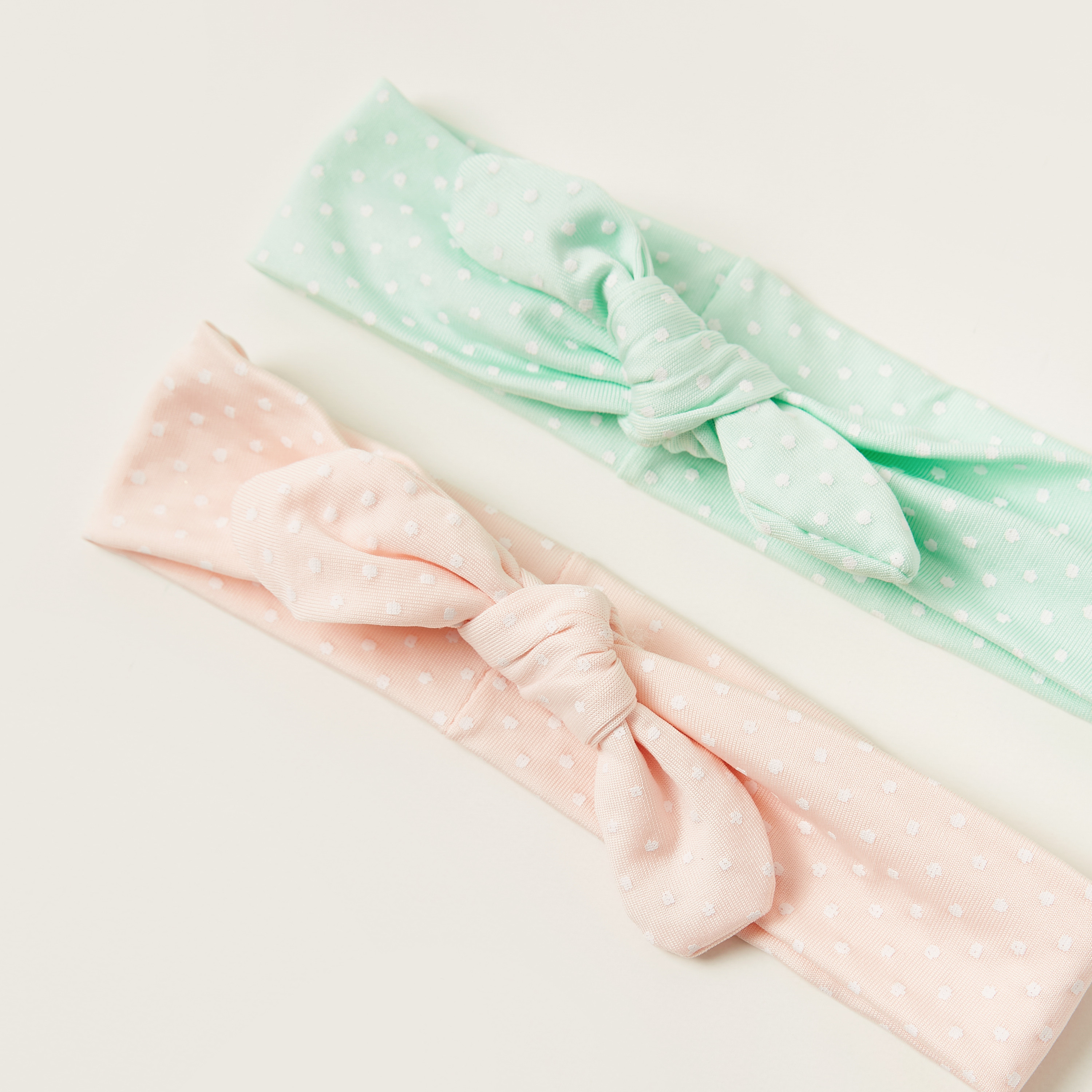 شرائط شعر بطبعات وزينة فيونكة من تشارمز- طقم من قطعتين-baby-girls-accessories-hairaccessories-image-4
