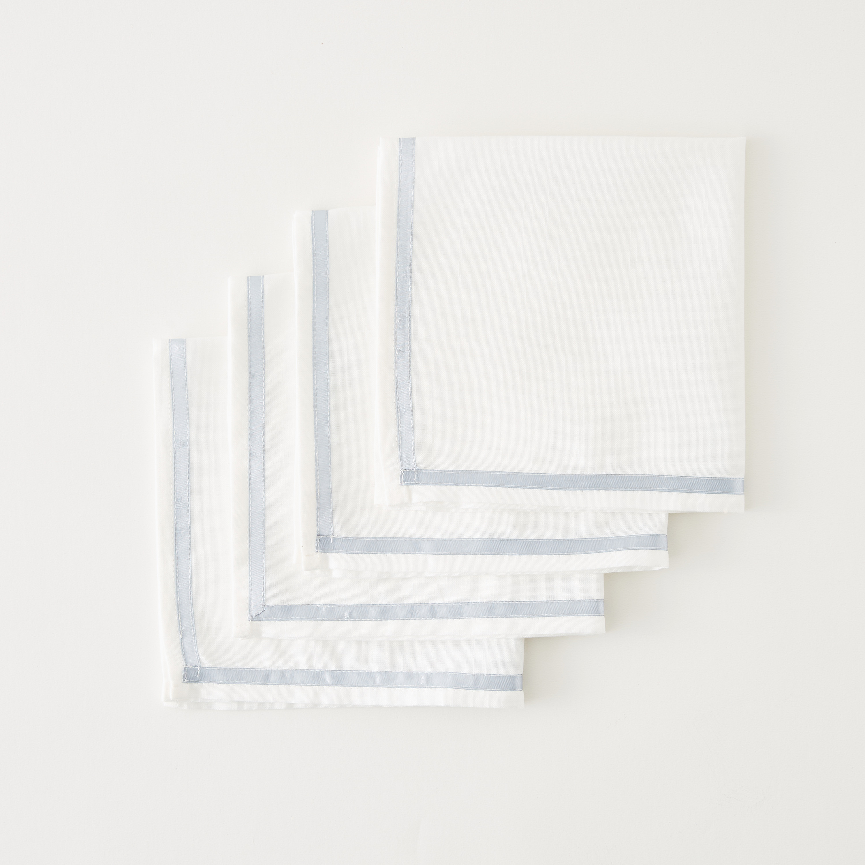 طقم مناديل سفرة 4 قطع من جانيس - 45x45 سم-household-dining-tablelinen-runnersandtablecovers-image-1