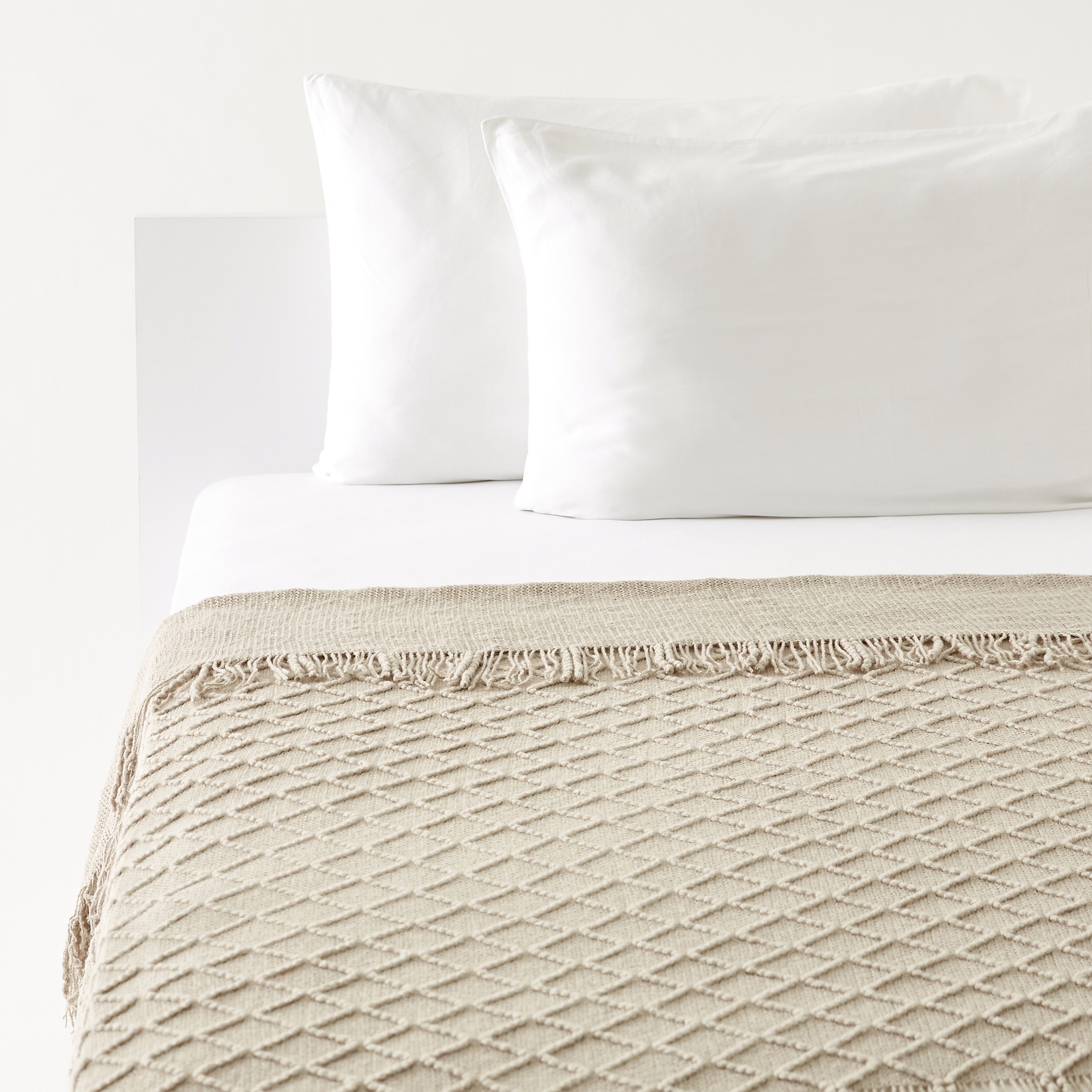 Linda Knitted Throw - 130x160 cms-household-cushionsandthrows-throwsandblankets-throws-image-1