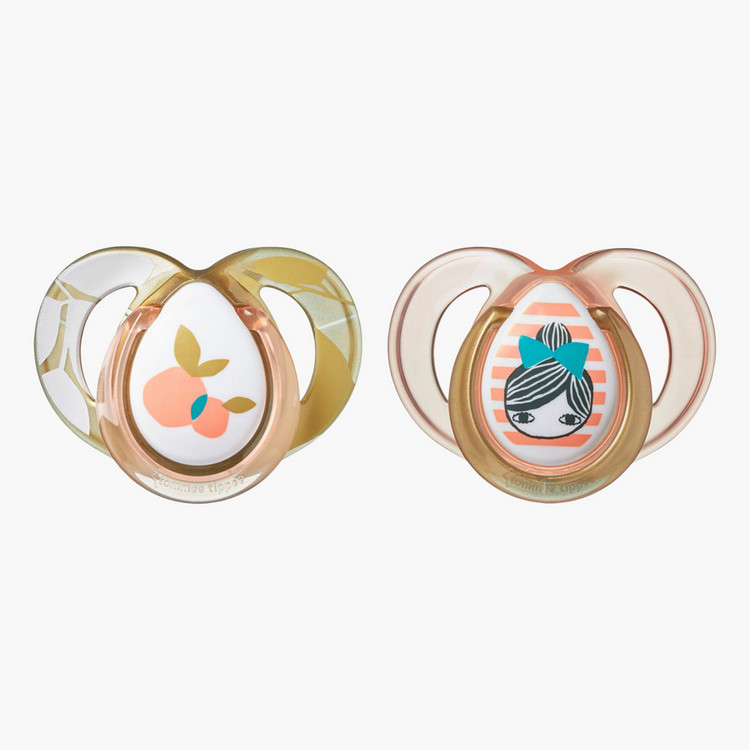 Tommee Tippee Moda 2-Piece Printed Soothers - 6 to 18 months