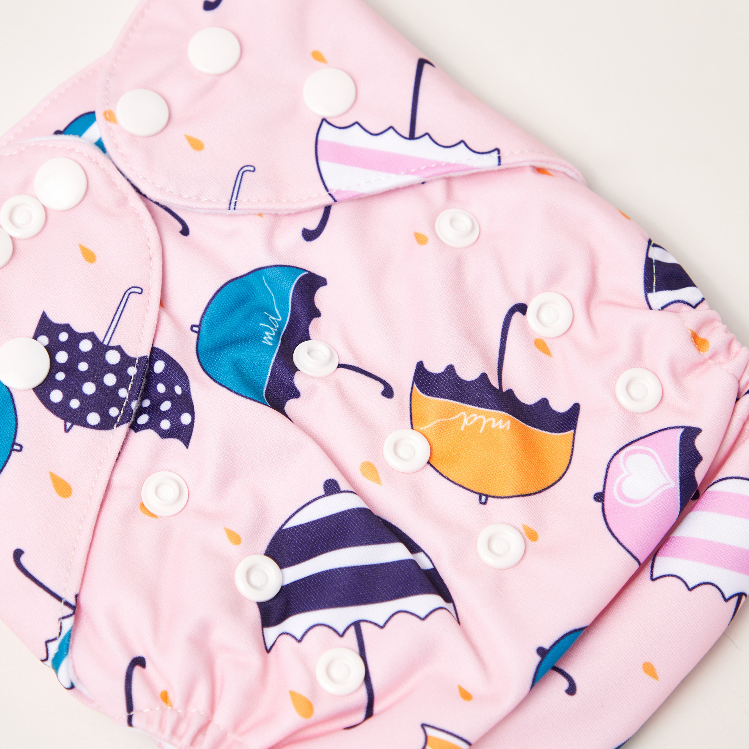 حفاض قابل لإعادة الاستخدام بطبعات من ستار بيبيز-baby-diapering-diapers-image-2