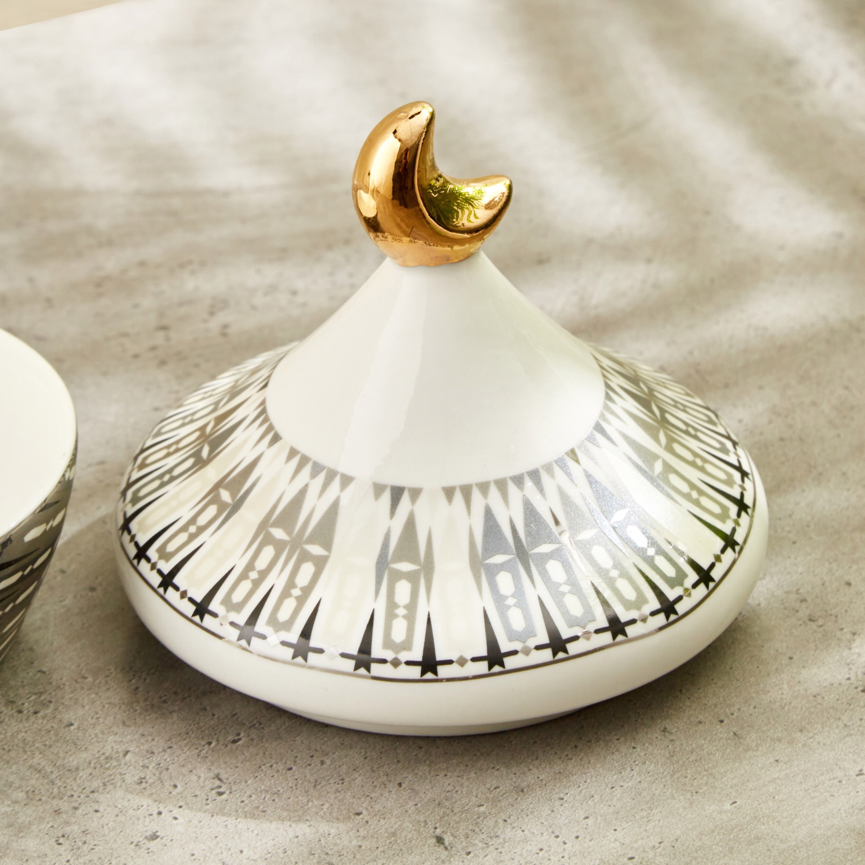 صحن تمر مغربي مع غطاء-household-dining-dinnerware-bowls-image-5
