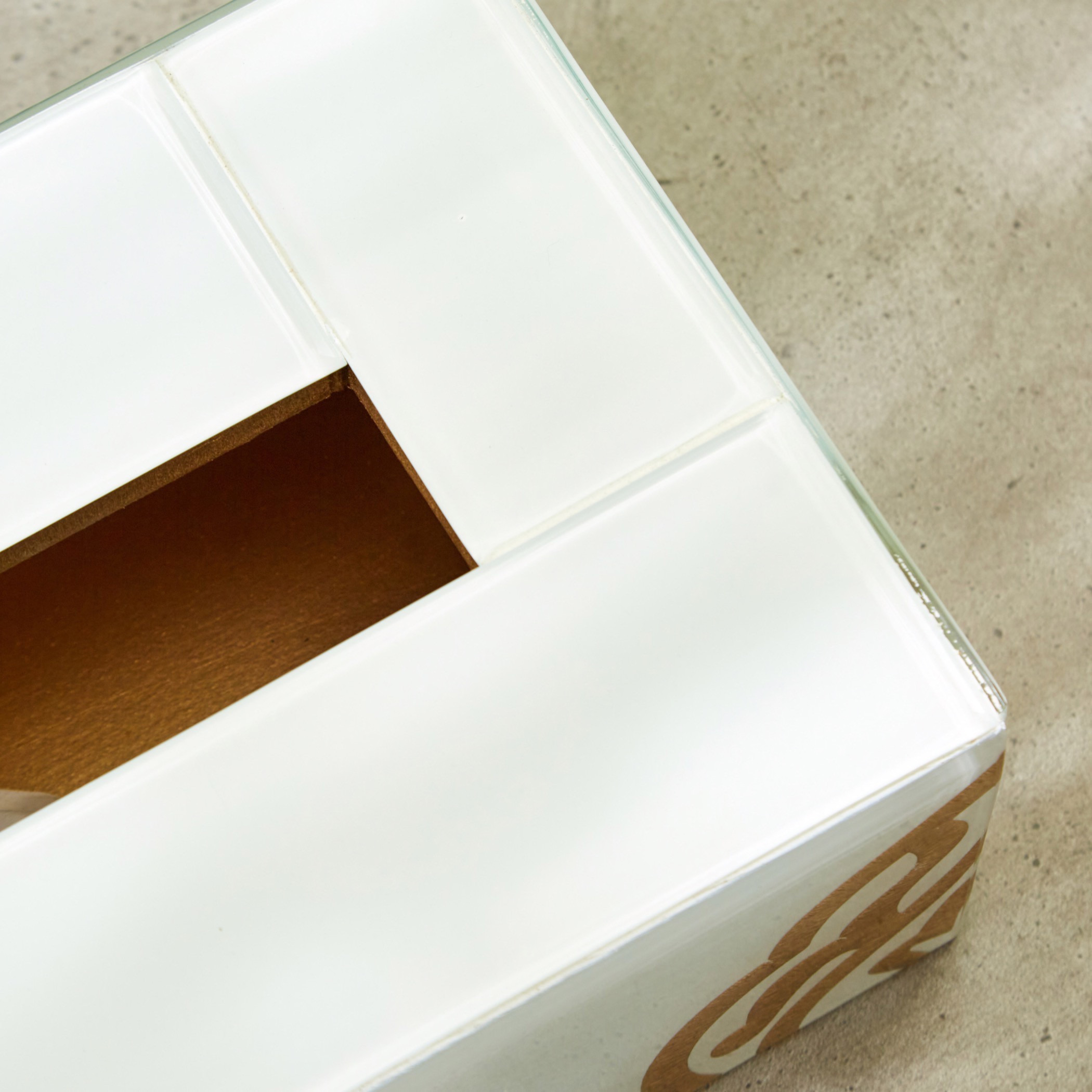 علبة مناديل من موروكيش-household-decor-boxesandtrays-image-5