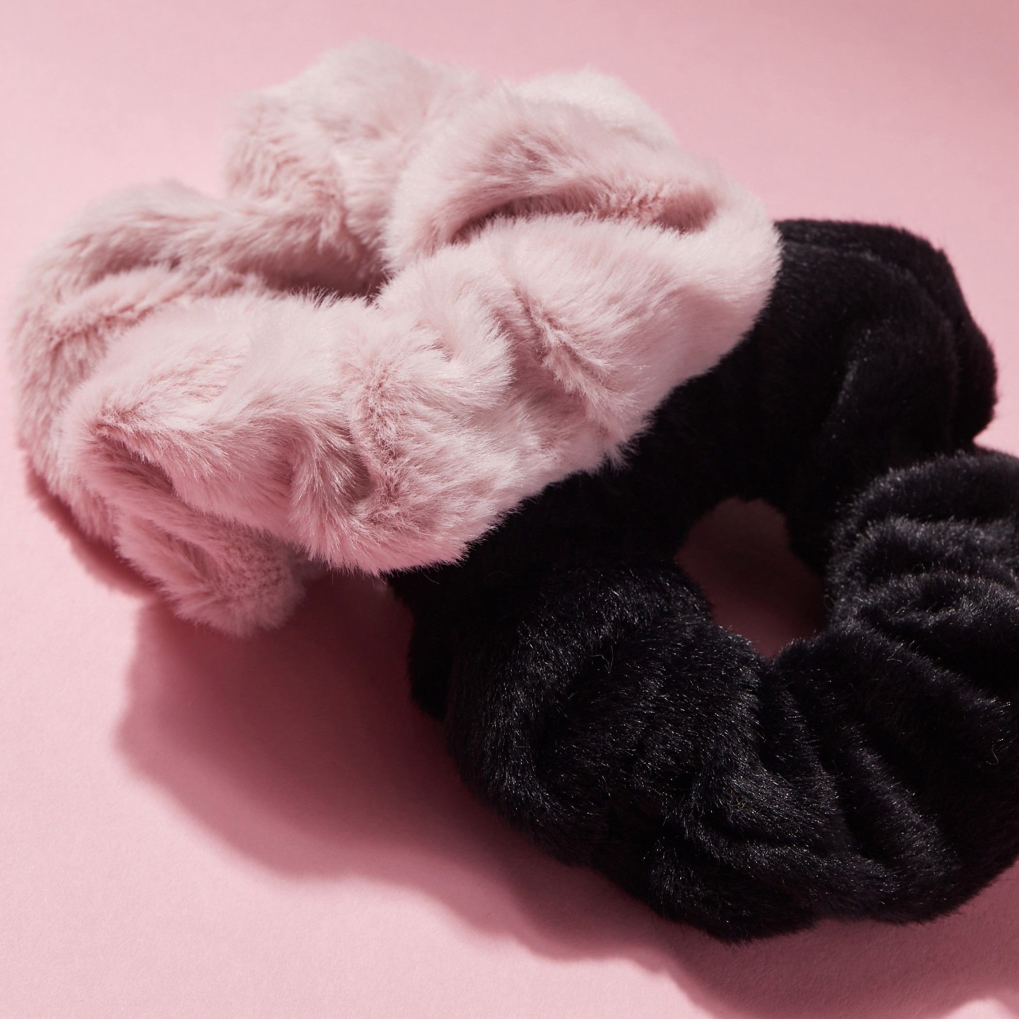 Mistotes 2-Piece Scrunchie Set-women-hairaccessories-scrunchies-image-3