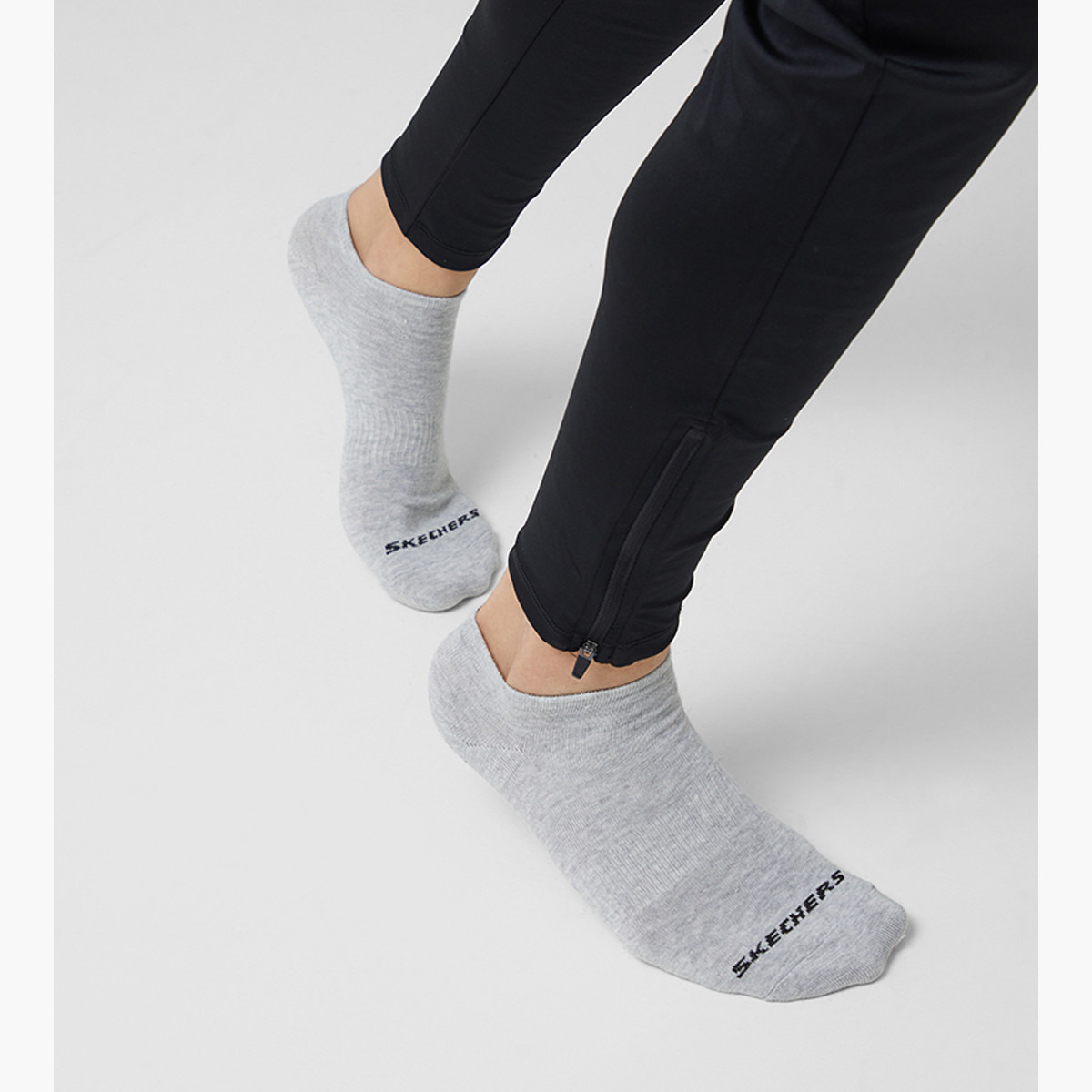 طقم جوارب رياضية 3 أزواج من سكتشرز - S114041D-020-men-socks-image-1
