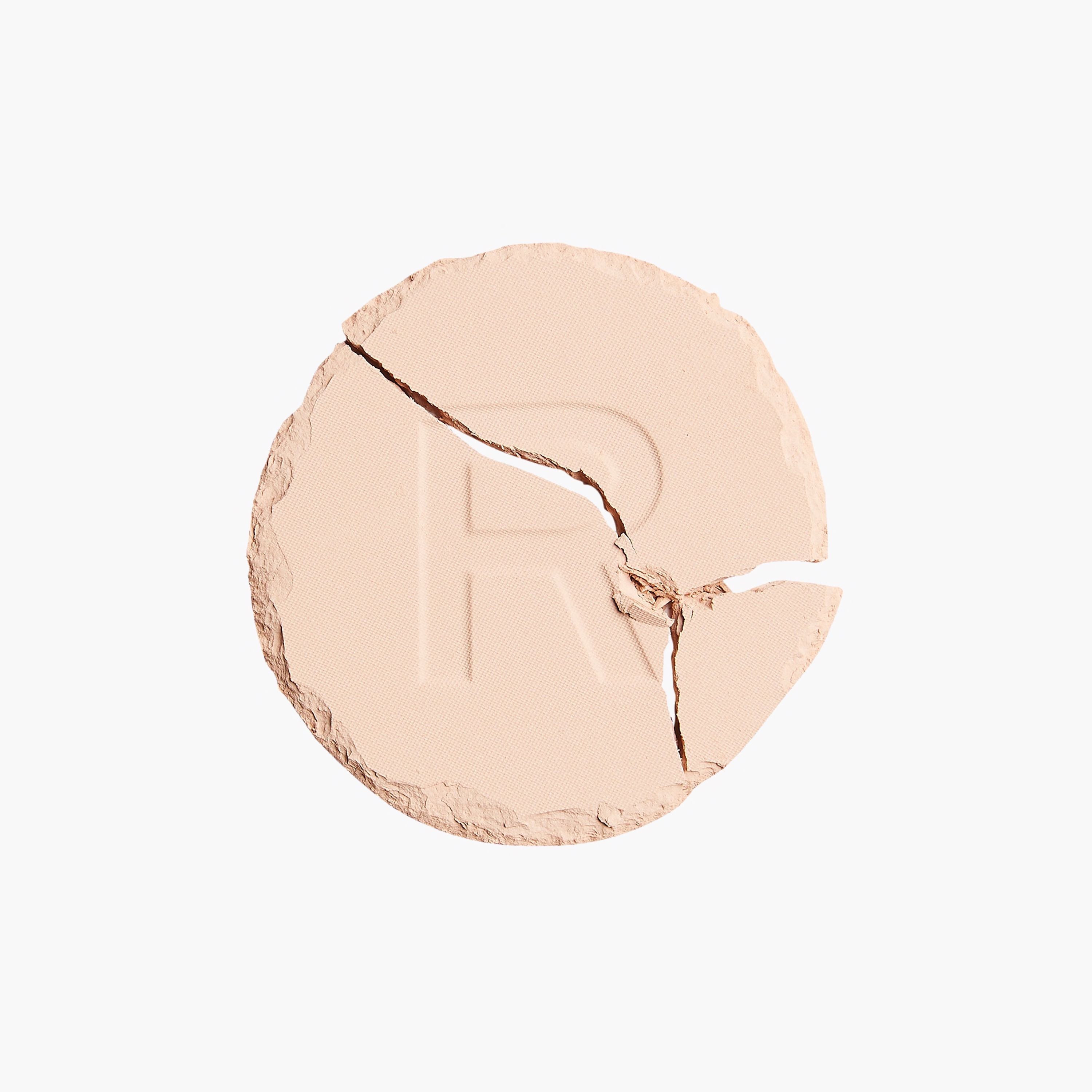 بودرة أساس كونسيل آند ديفاين من ميك أب ريفوليوشن-beautyandpersonalcare-makeup-face-facepowders-image-26