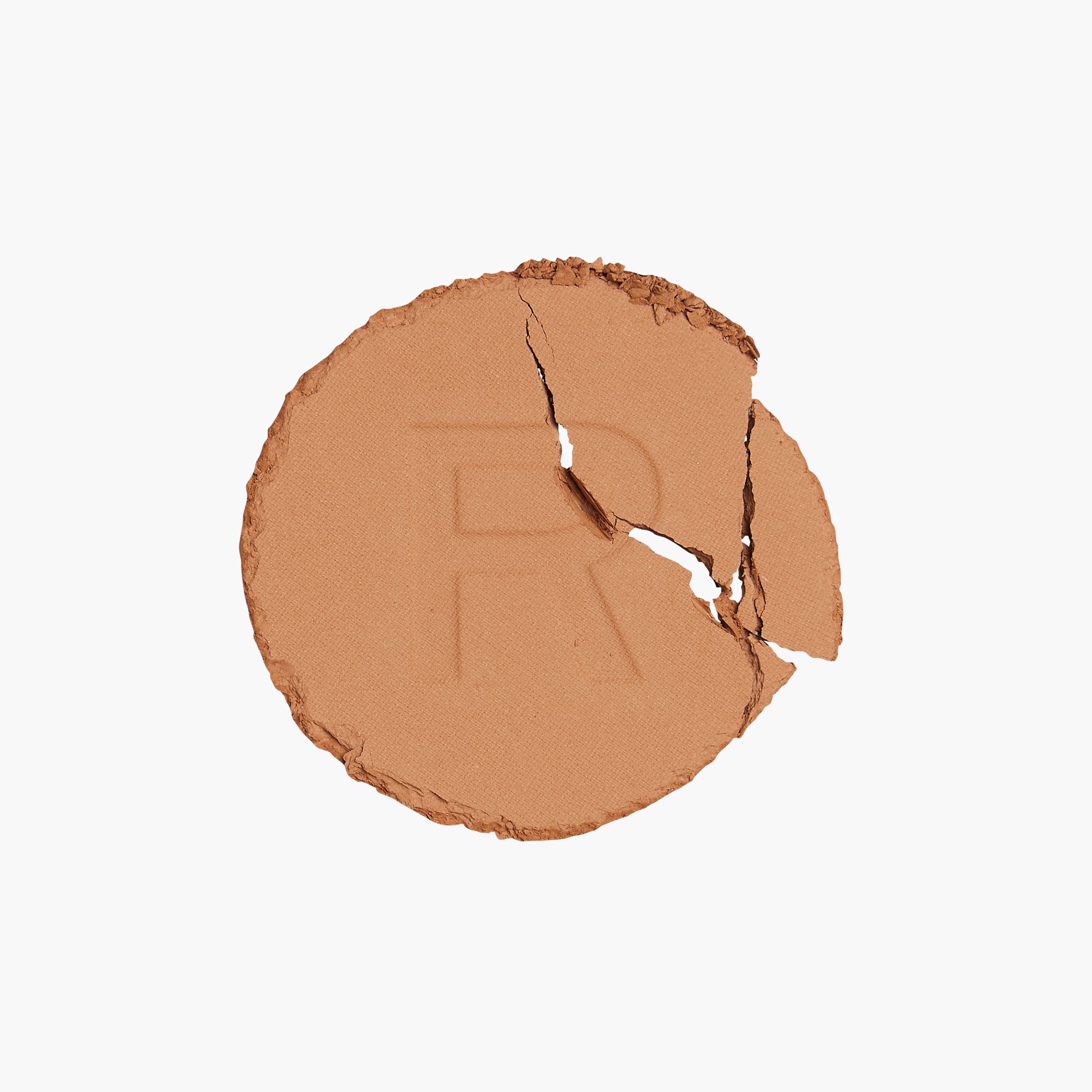 بودرة أساس كونسيل آند ديفاين من ميك أب ريفوليوشن-beautyandpersonalcare-makeup-face-facepowders-image-75
