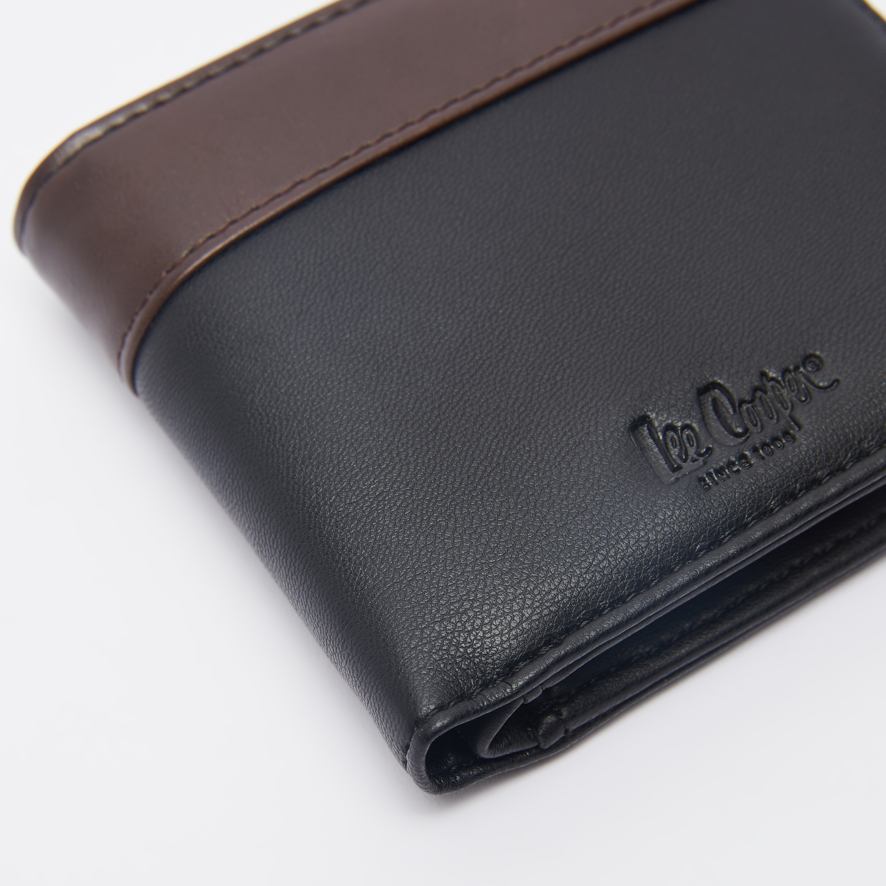 محفظة جلد بطيّة مزدوجة من لي كوبر-men-beltsandwallets-wallets-image-2
