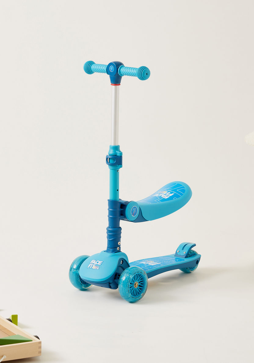 Fade Fit Licensed Scooter with Training Seat-Bikes and Ride ons-image-0