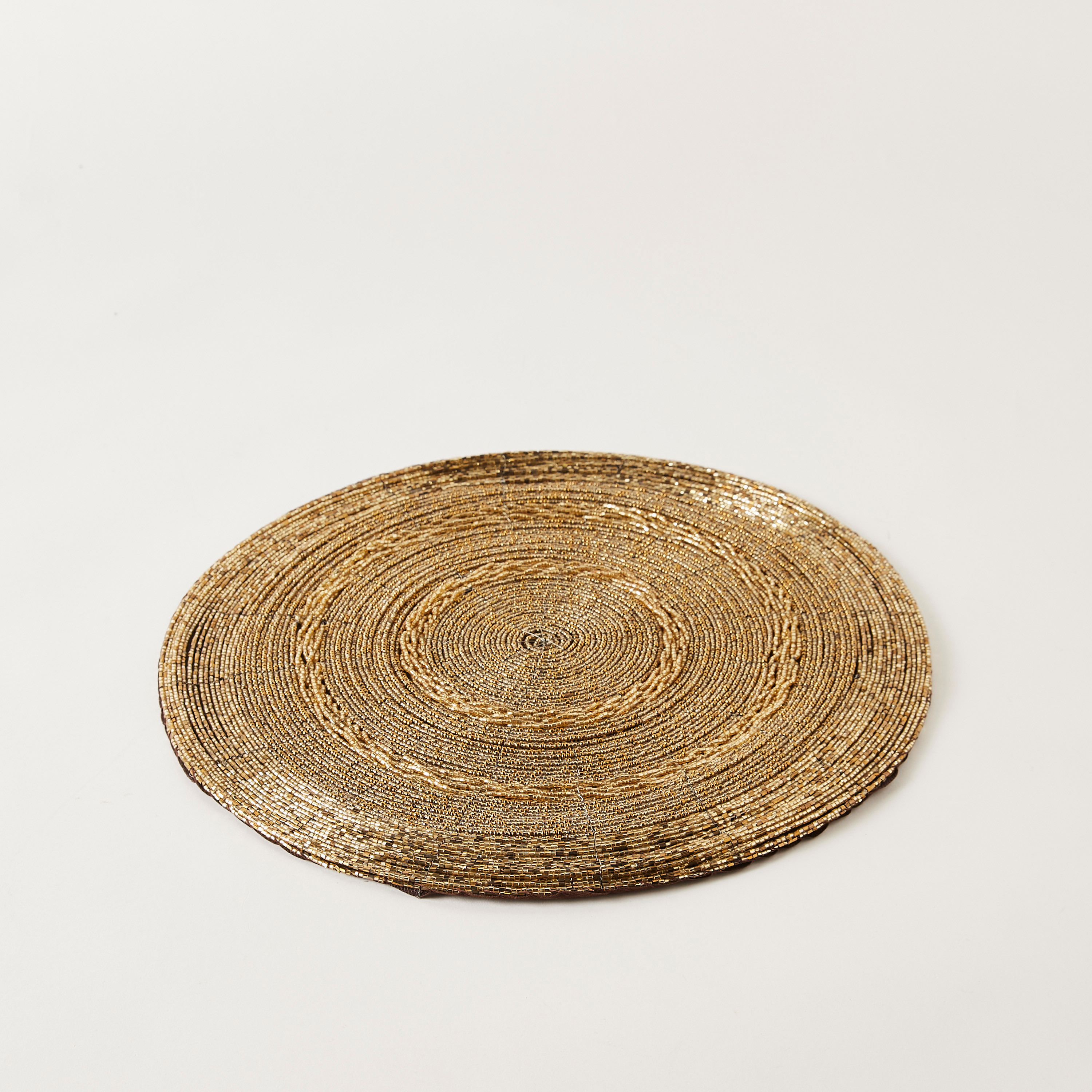 لبادة صحون مزيّنة بالخرز - 36 سم-household-dining-tablelinen-placemats-image-2