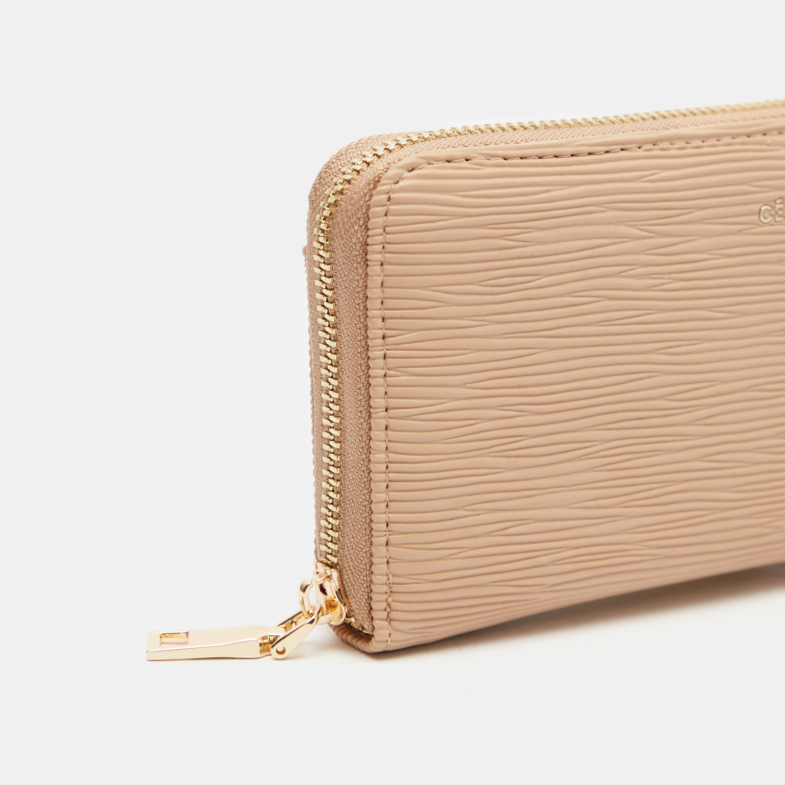 محفظة مزيّنة بسحّاب إغلاق من سيليست-women-bagsandwallets-wallets-image-9