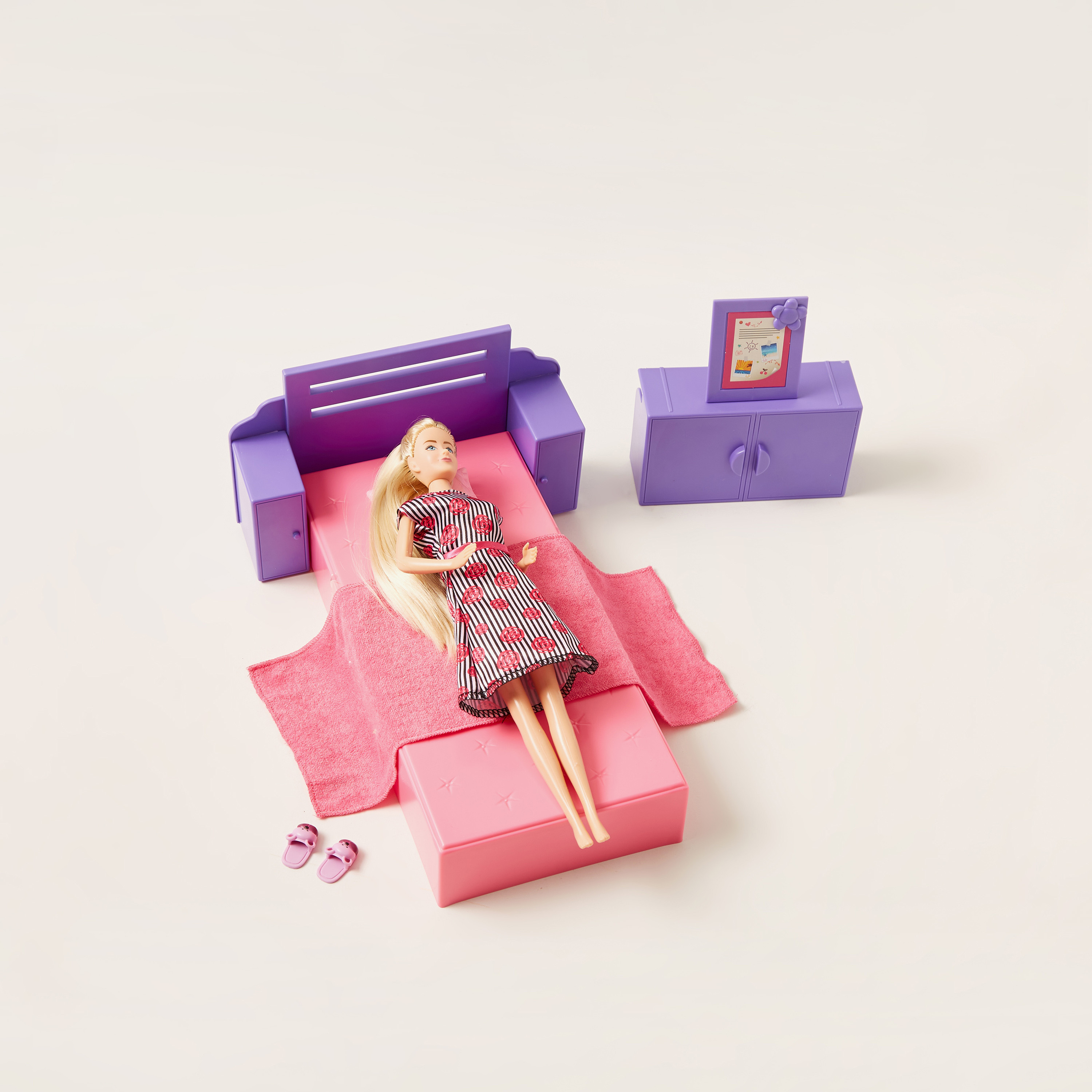 مجموعة ألعاب غرفة المعيشة من جونيورز-toys-dollsandplaysets-dollplaysets-image-5