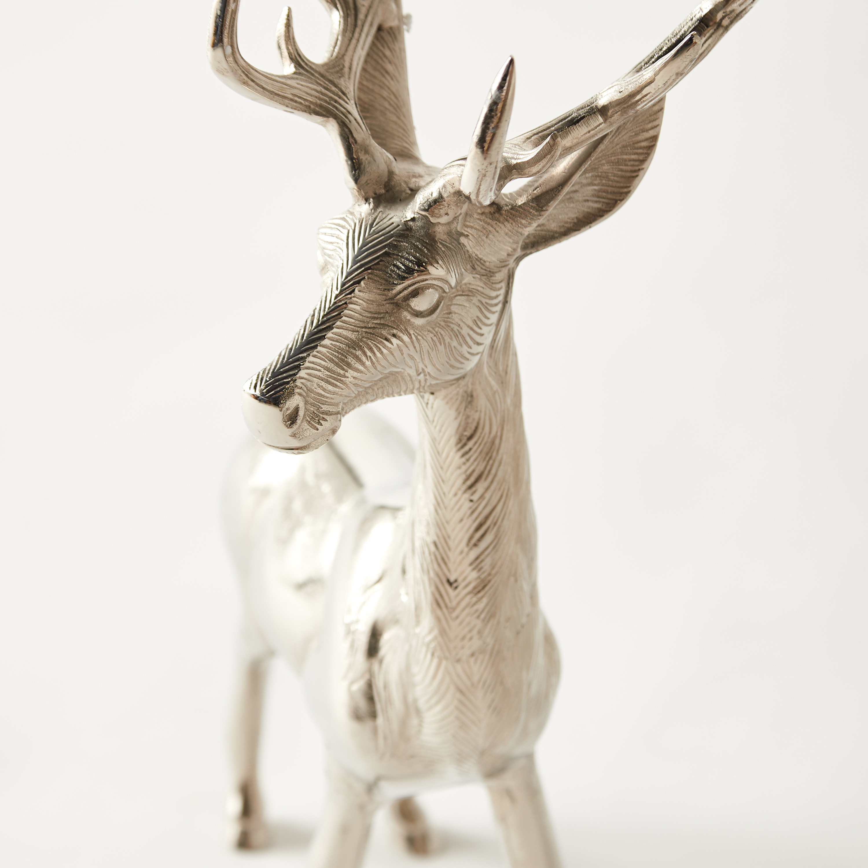تمثال رنة ميتاليك - 36x26x79 سم-household-decor-decorativeobjectsandsculptures-image-4