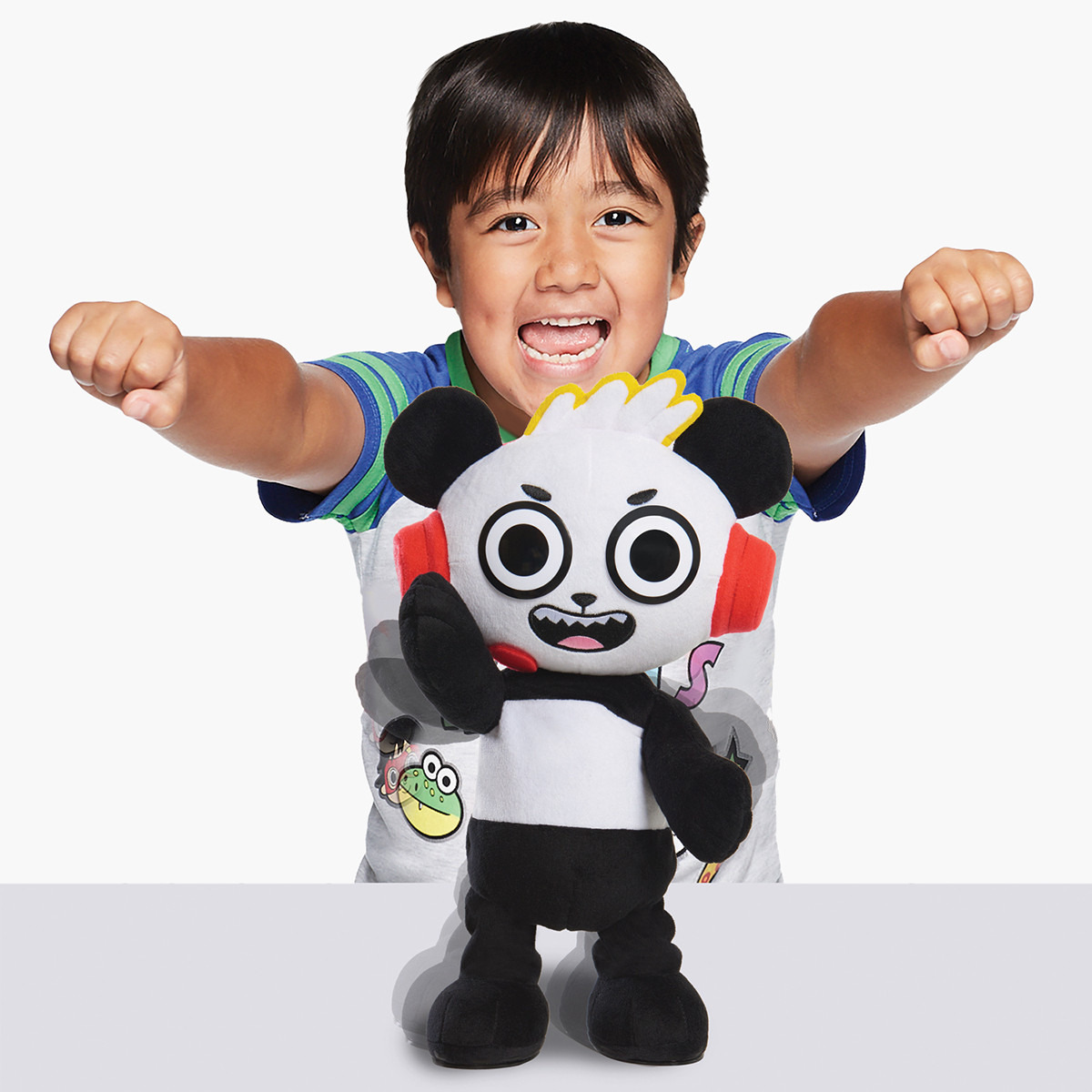 Ryan's World Combobunga Panda Plush Toy-toys-playfigures-actionplaysets-image-5