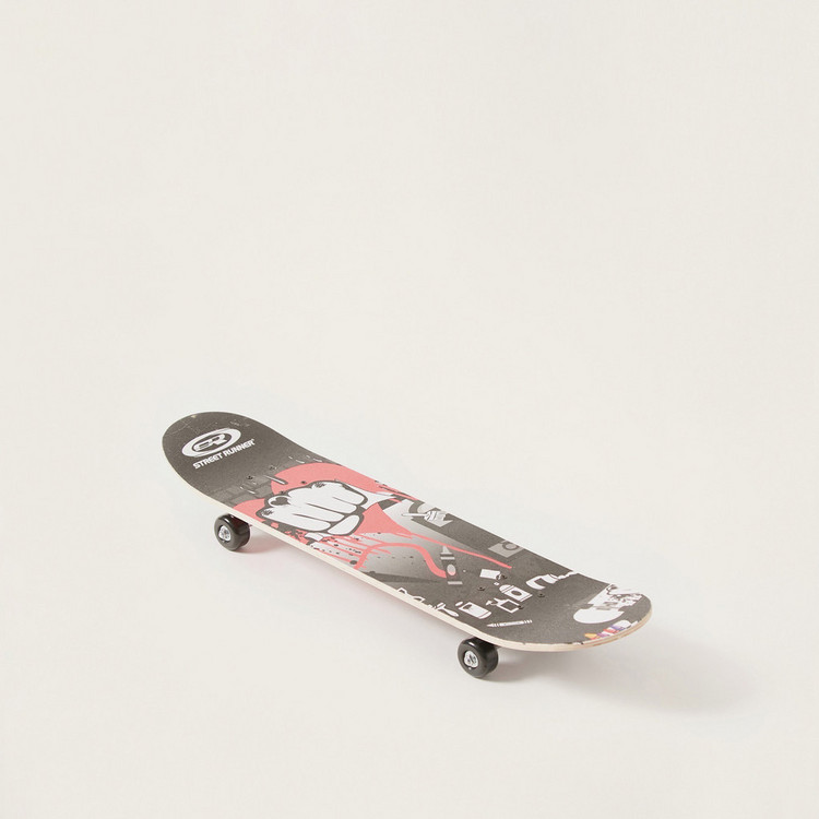 Street Runner Graphic Print Skateboard - 3 inches