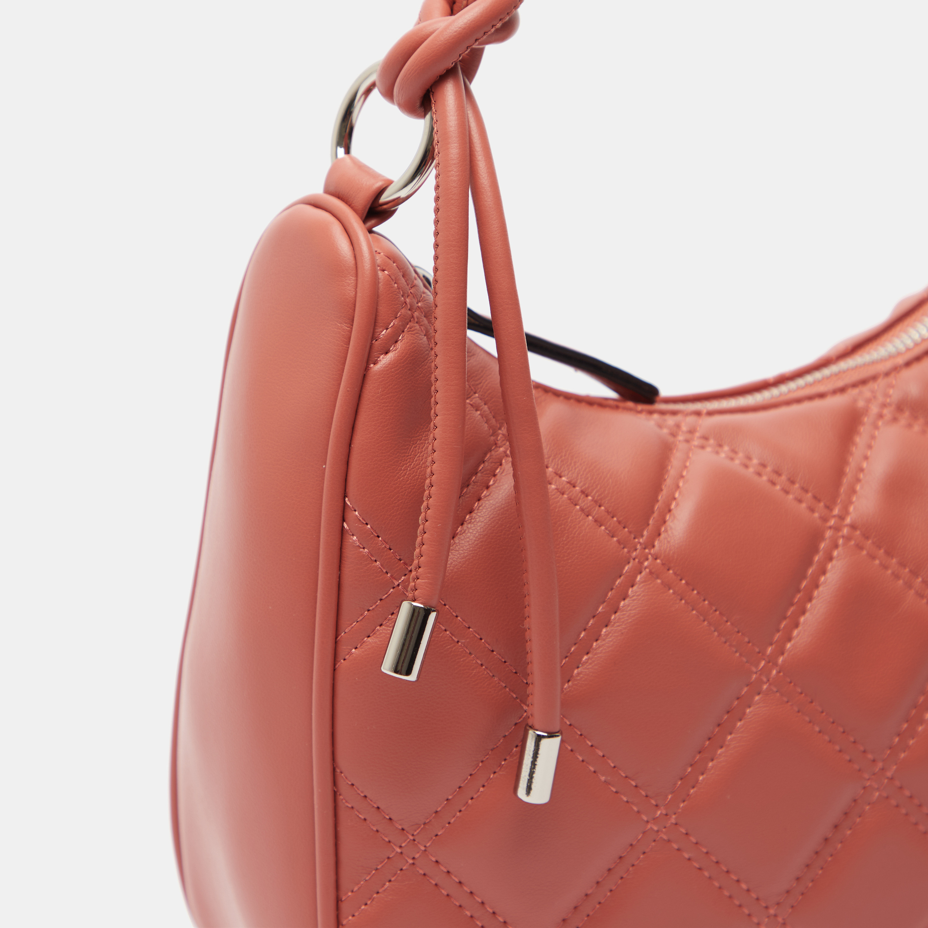 شنطة كتف مبطّنة بمقبض فردي من سيليست-women-bagsandwallets-handbags-image-4